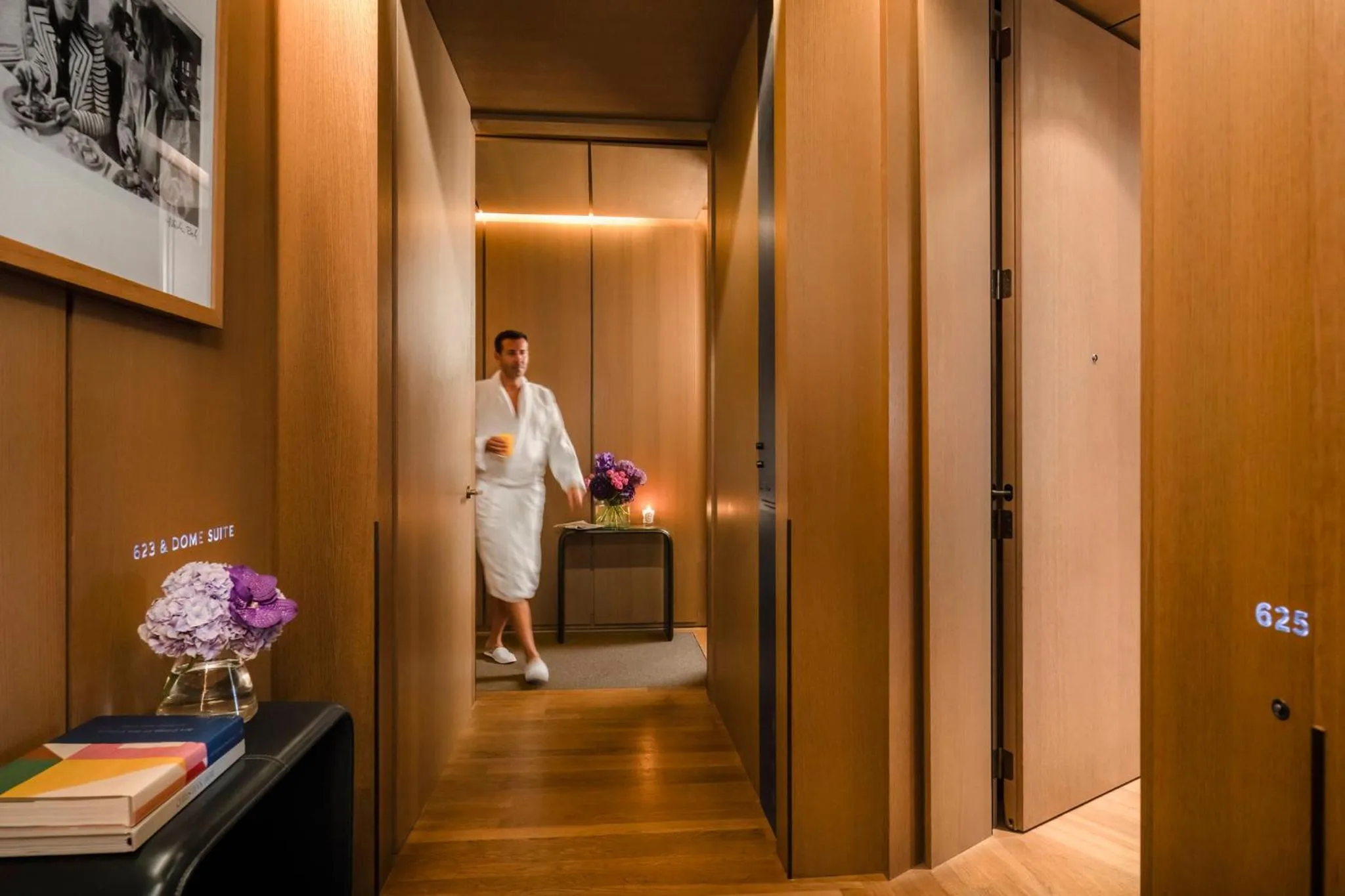 Bedroom in Hotel Cafe Royal