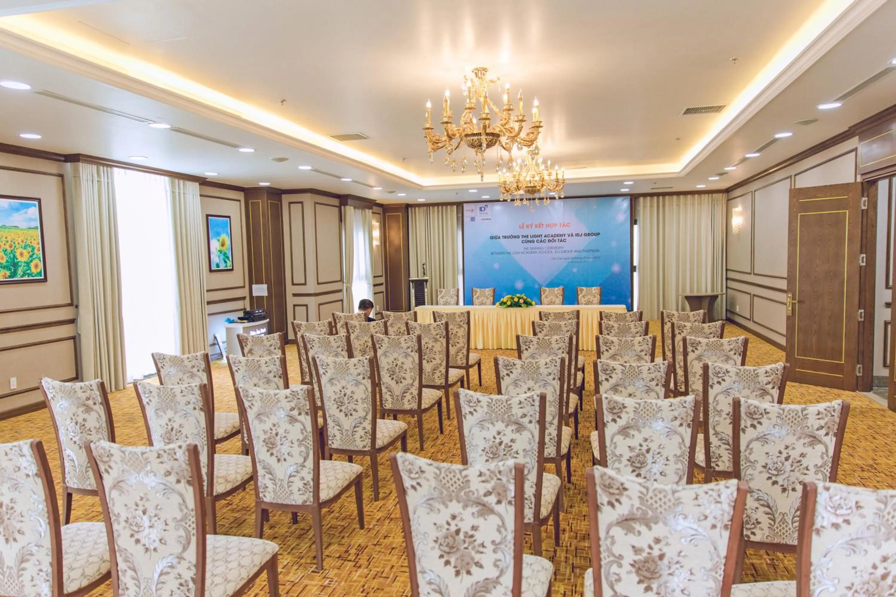 Meeting/conference room in Duc Huy Grand Hotel and Spa