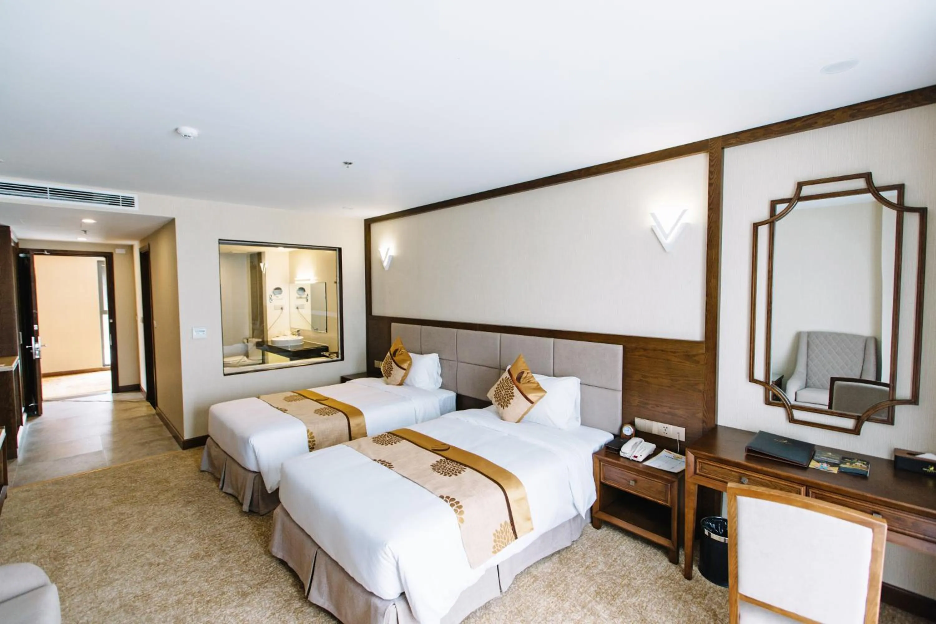 Bedroom, Bed in Duc Huy Grand Hotel and Spa