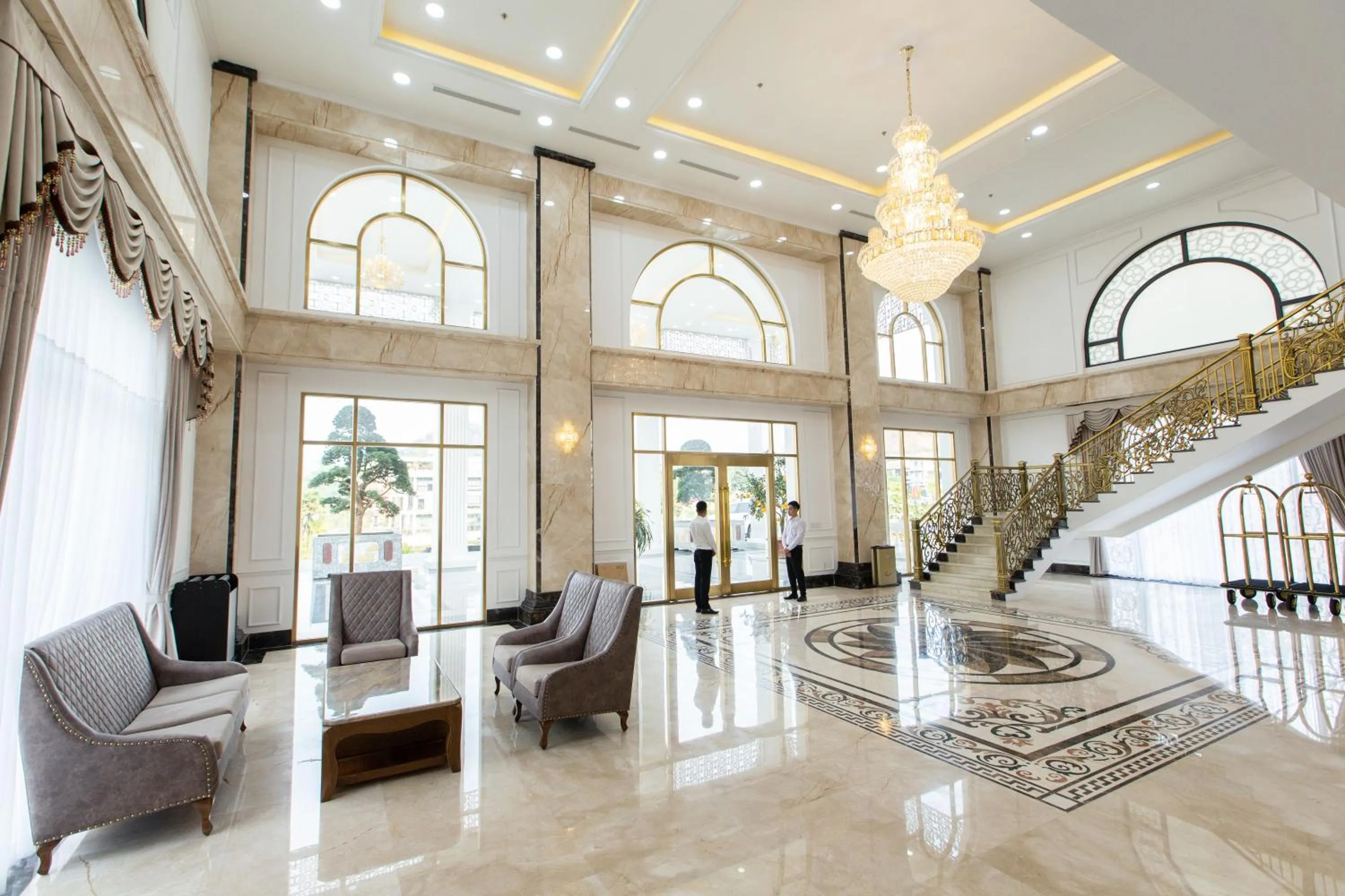 Living room in Duc Huy Grand Hotel and Spa