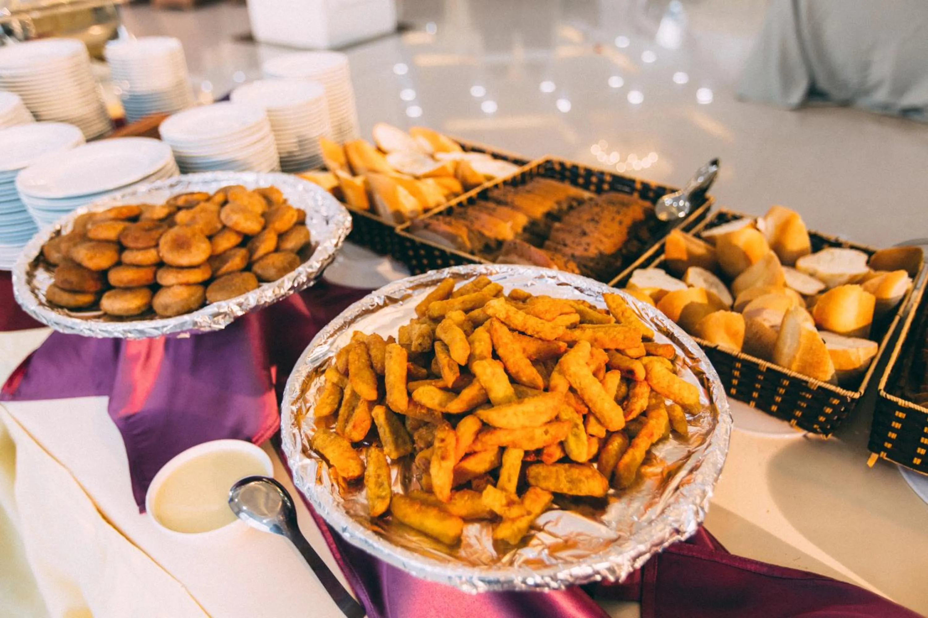 Food and drinks in Duc Huy Grand Hotel and Spa