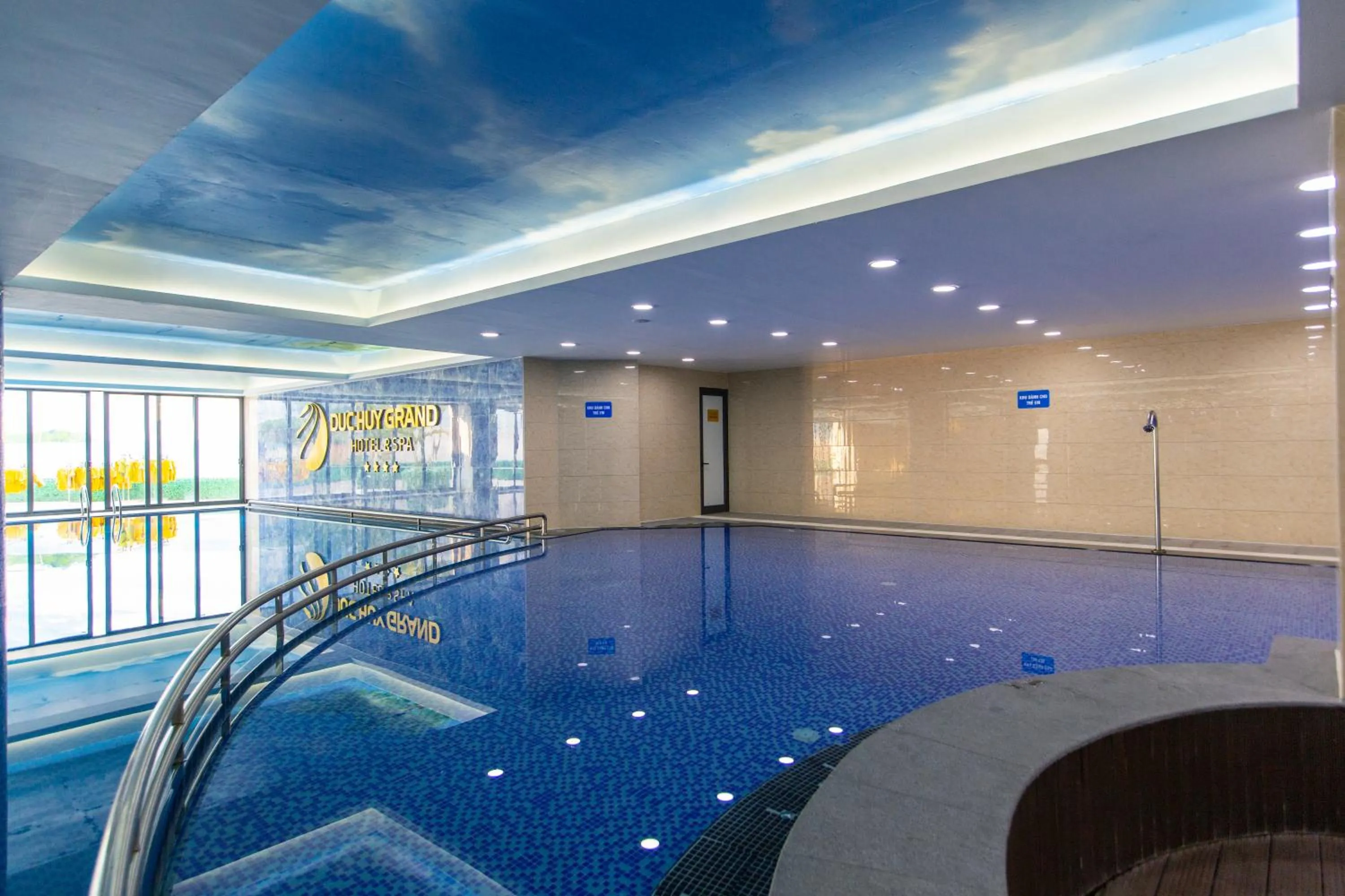 Pool view in Duc Huy Grand Hotel and Spa