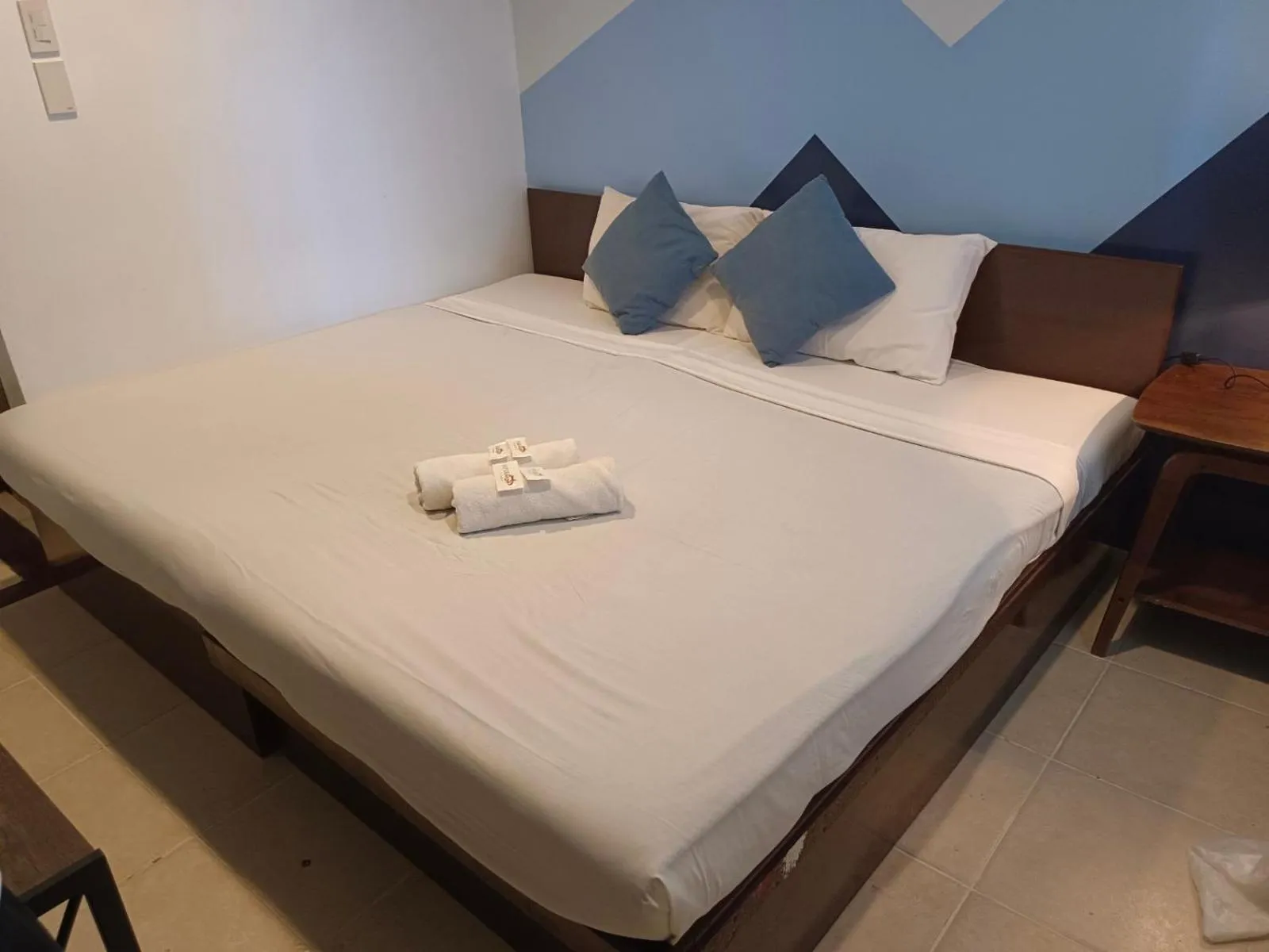 Bed in Coron Ecolodge