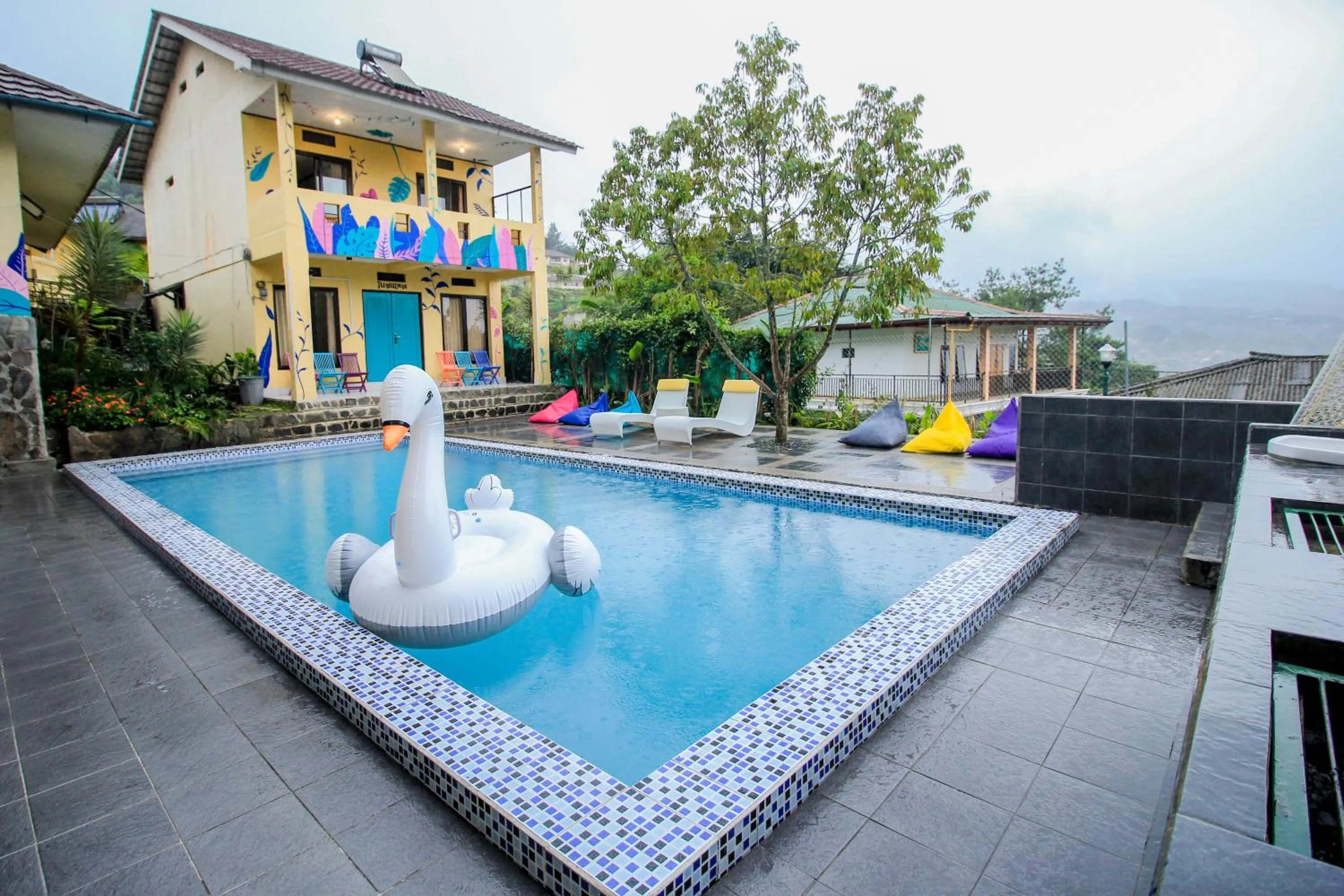 Swimming pool in d'Oasis Mountain Resort