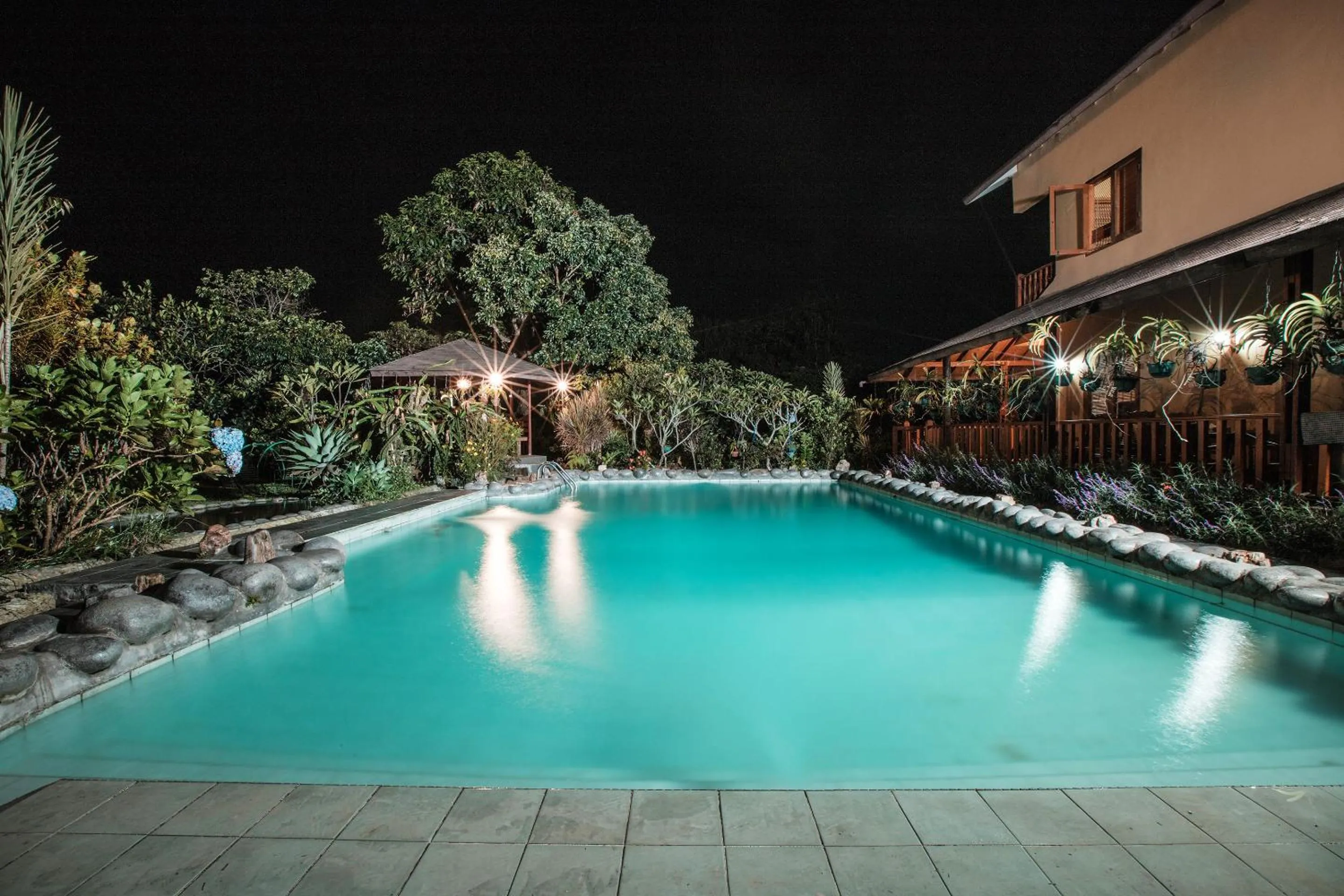 Swimming pool in d'Oasis Mountain Resort