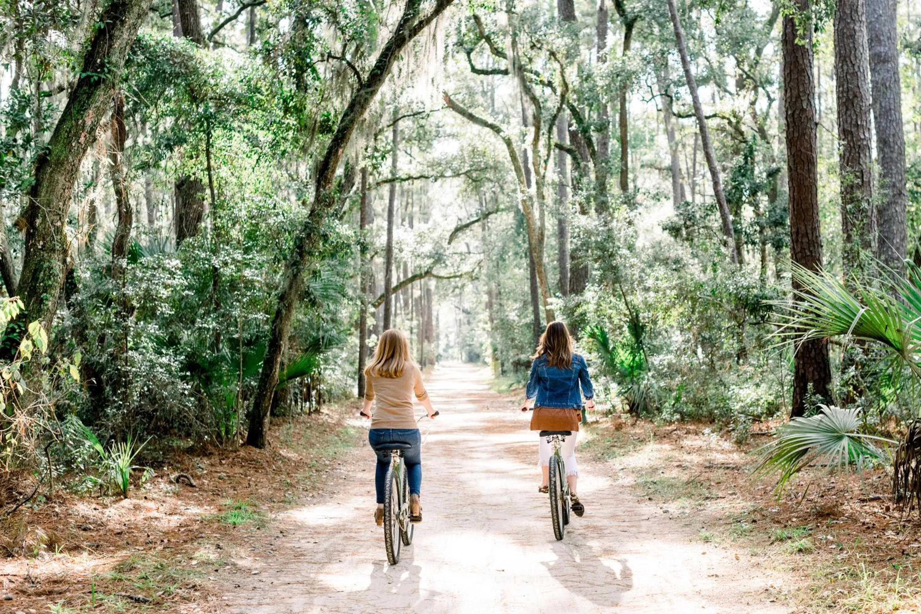Cycling in Montage Palmetto Bluff