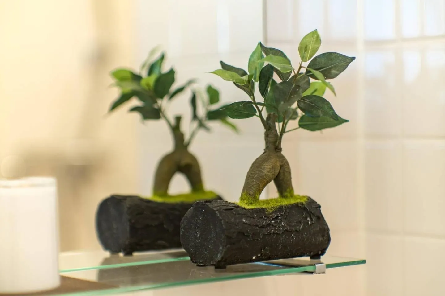 Decorative detail in Villa Kamakura