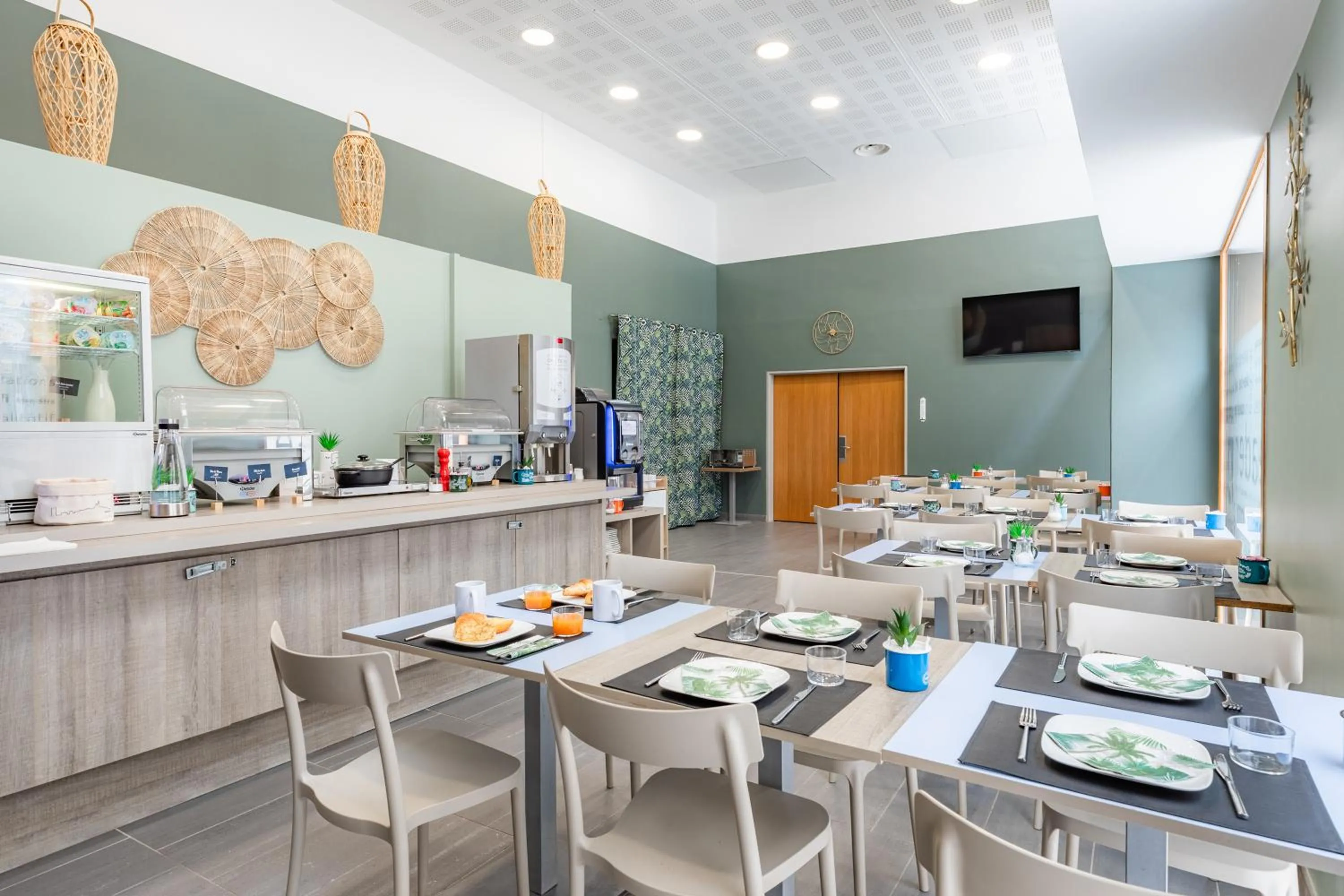 Breakfast in Appart'City Classic Marseille Euromed