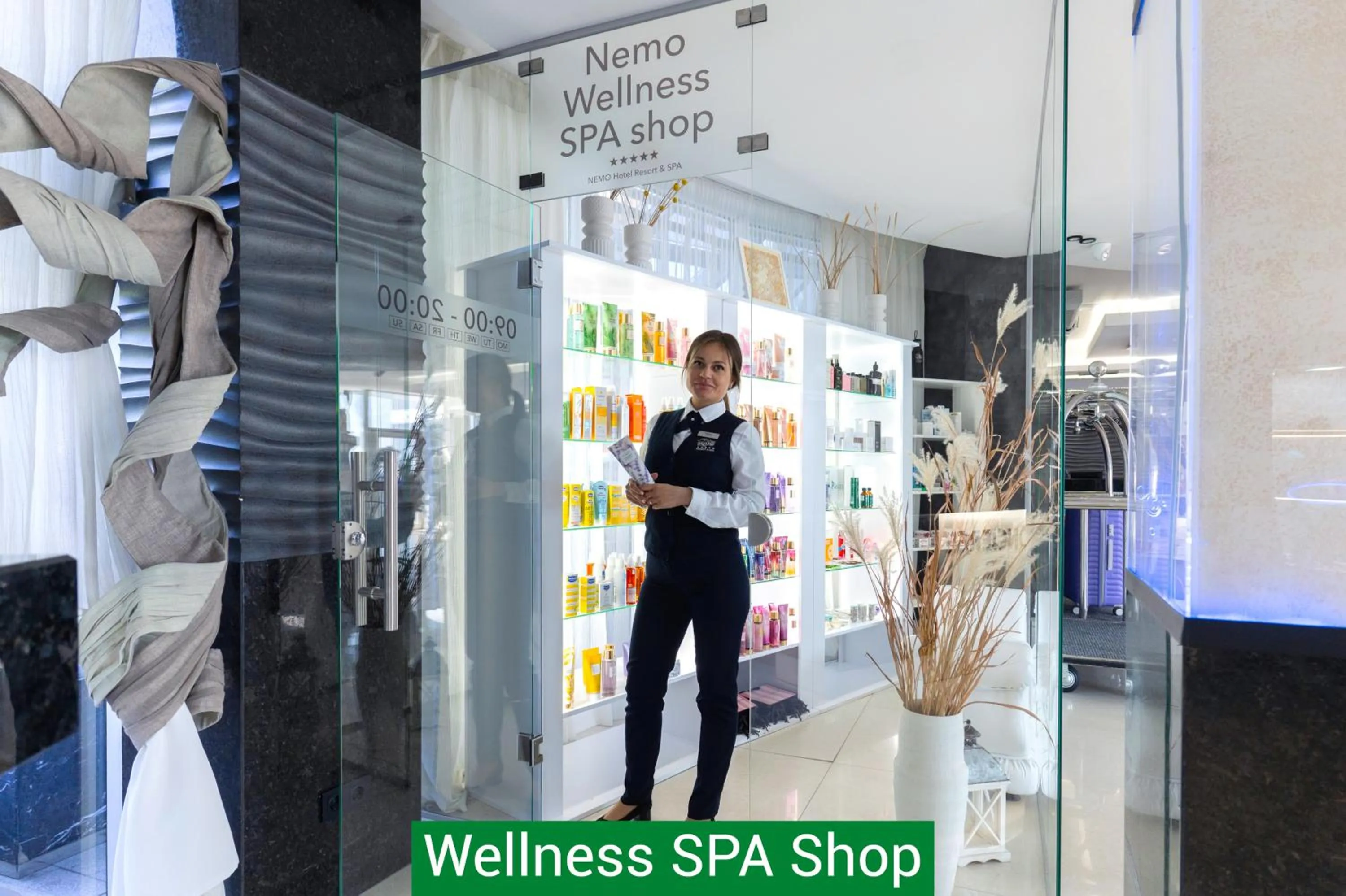 On-site shops in NEMO Hotel Resort & SPA