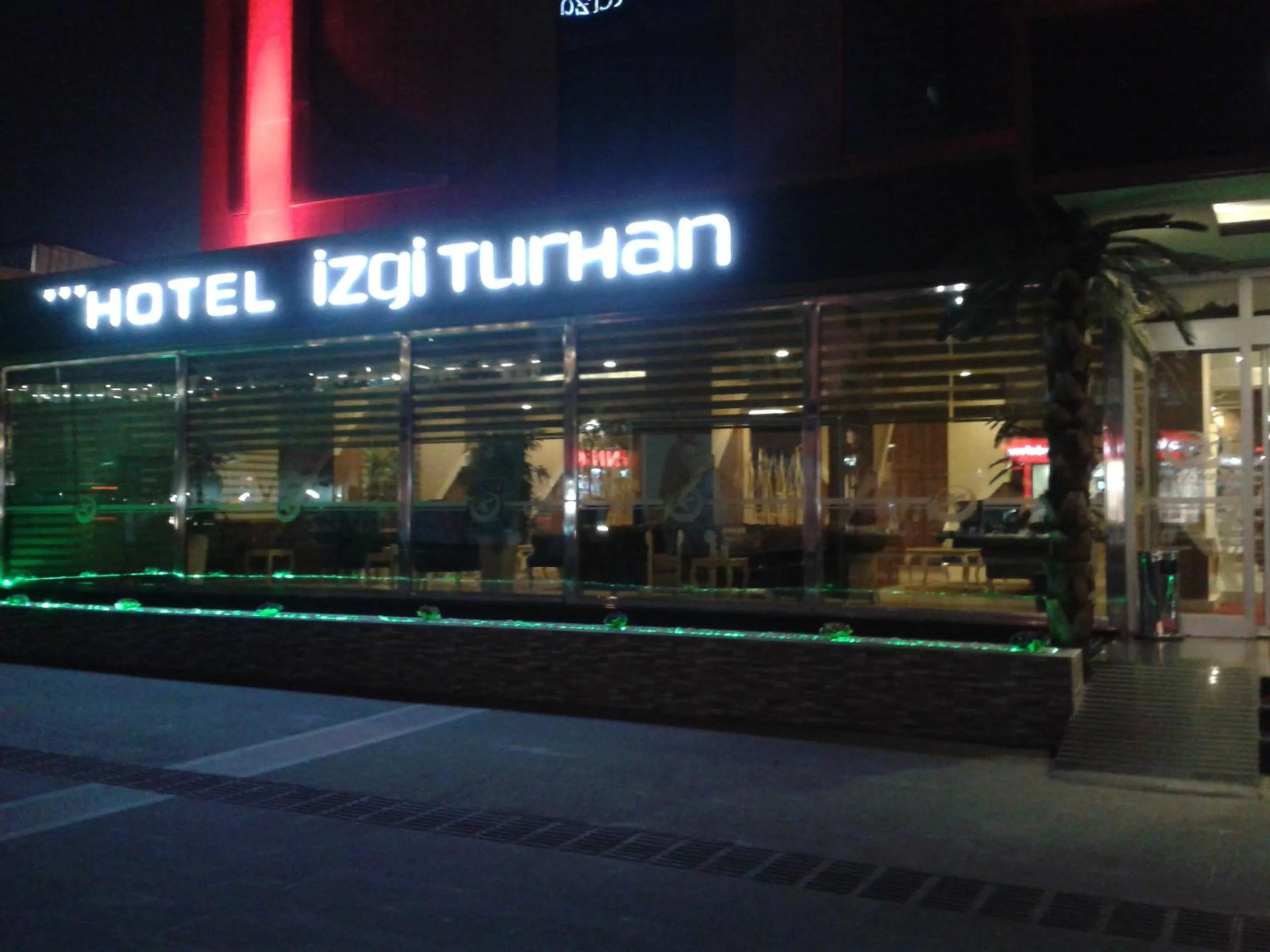 Facade/entrance in Hotel Izgi Turhan