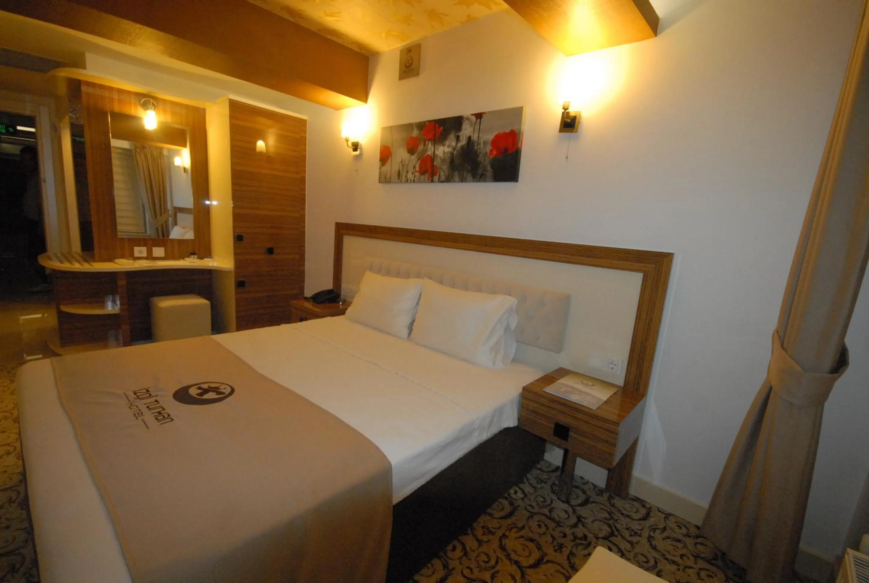 Decorative detail, Bed in Hotel Izgi Turhan