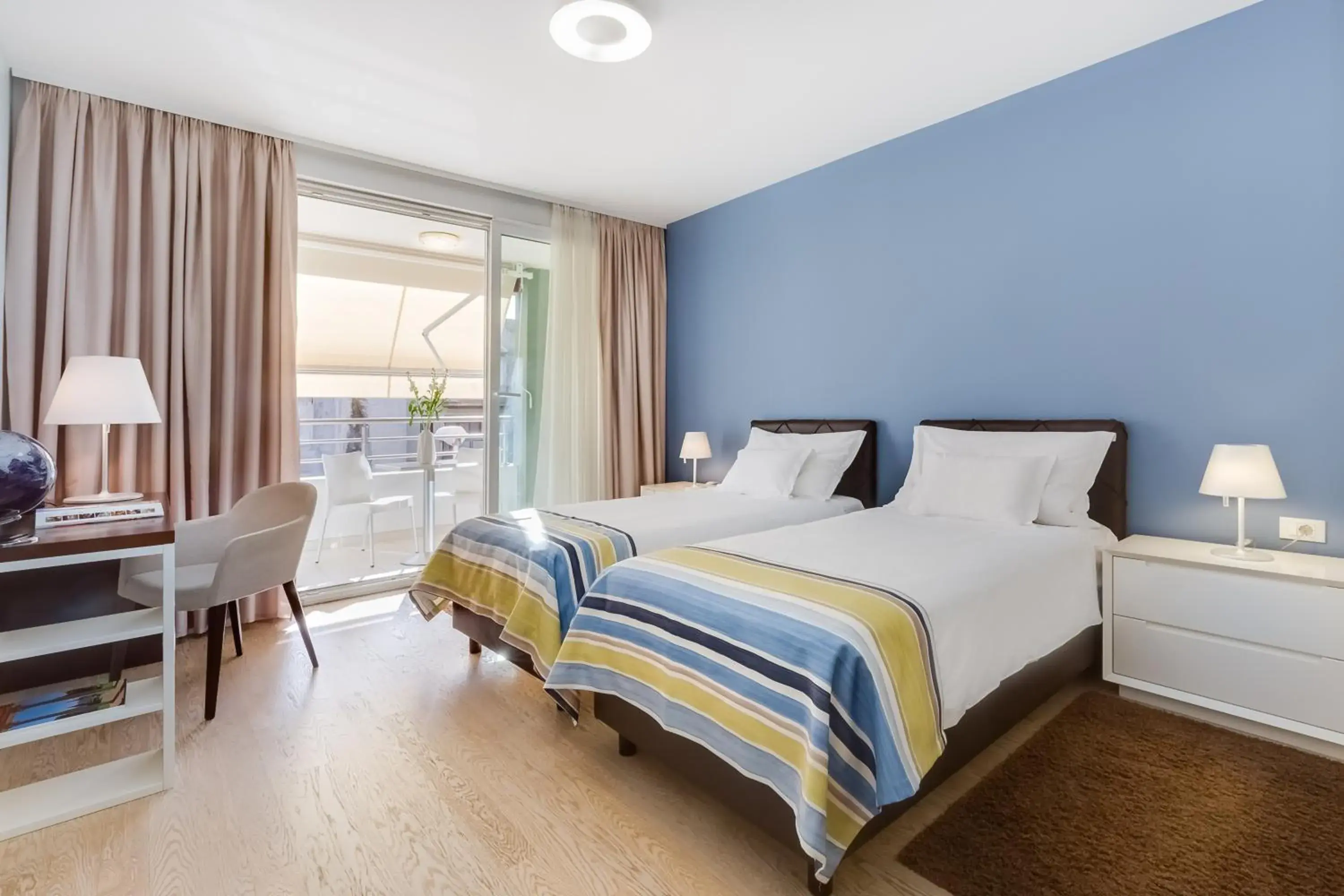 Double Room with Balcony in BB Residence Double Room with Balcony in BB Residence