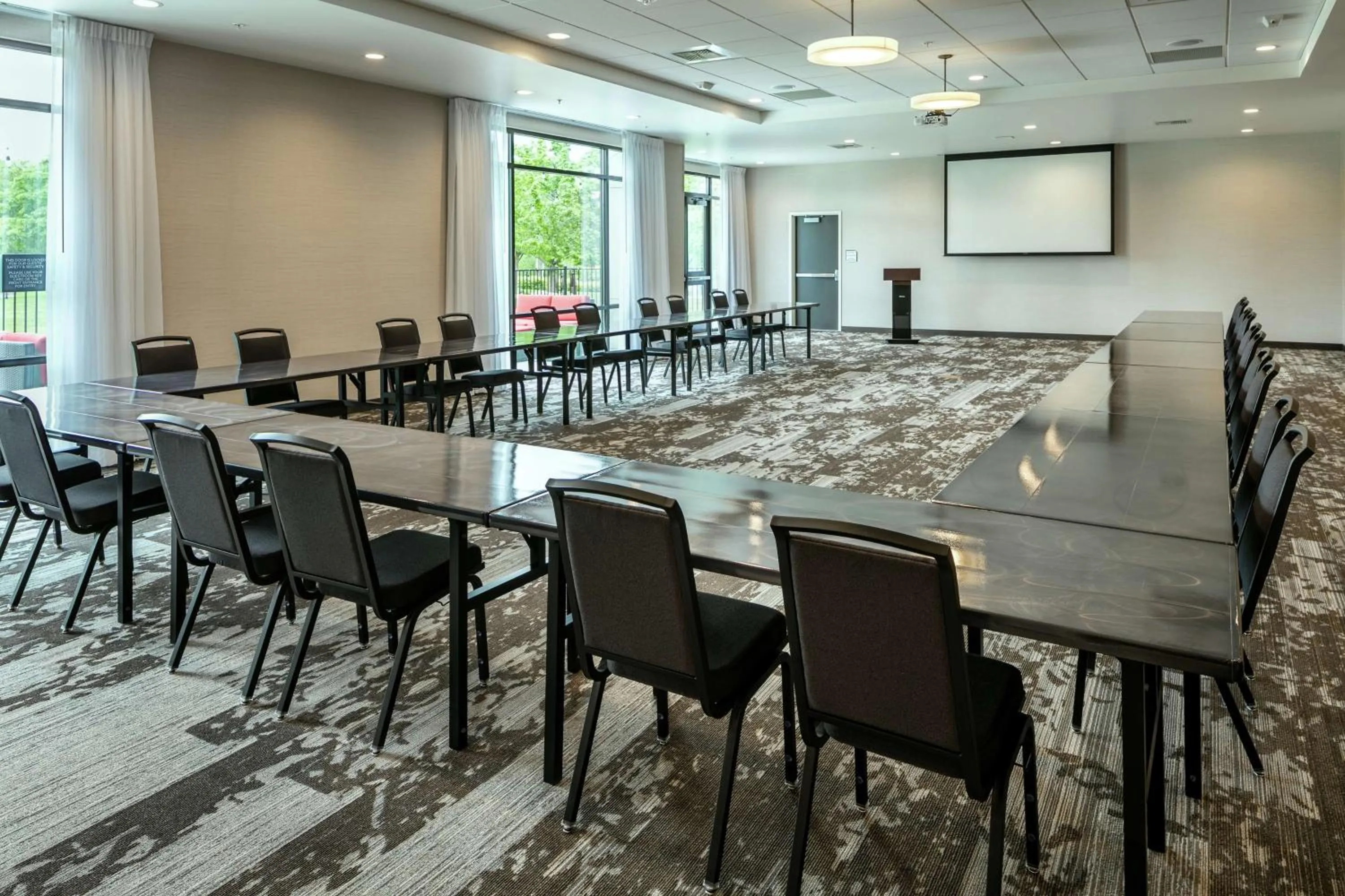 Meeting/conference room in Hilton Garden Inn Wenatchee, Wa
