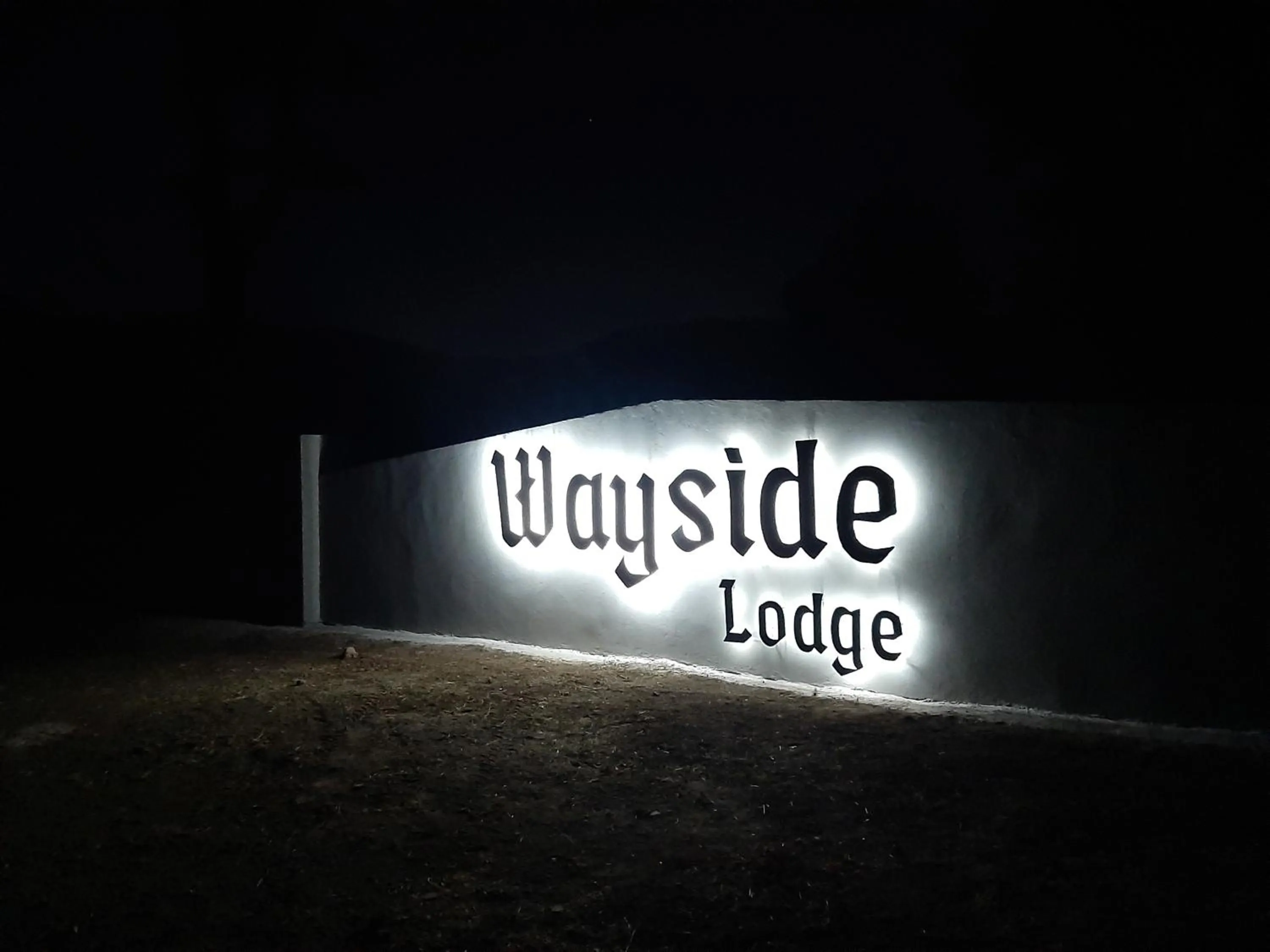 Night in Wayside Lodge