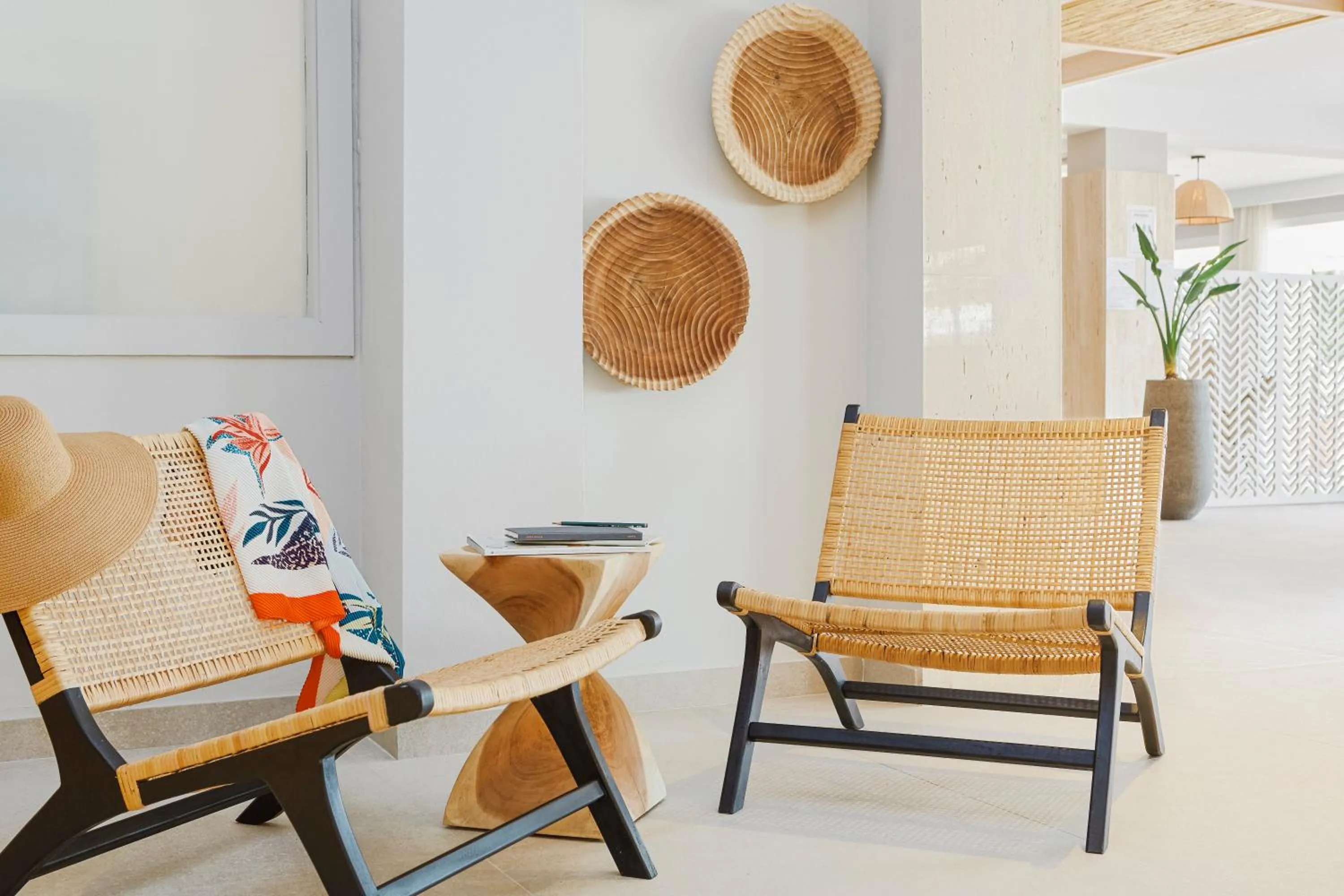 Lobby or reception in Universal Aparthotel Don Camilo