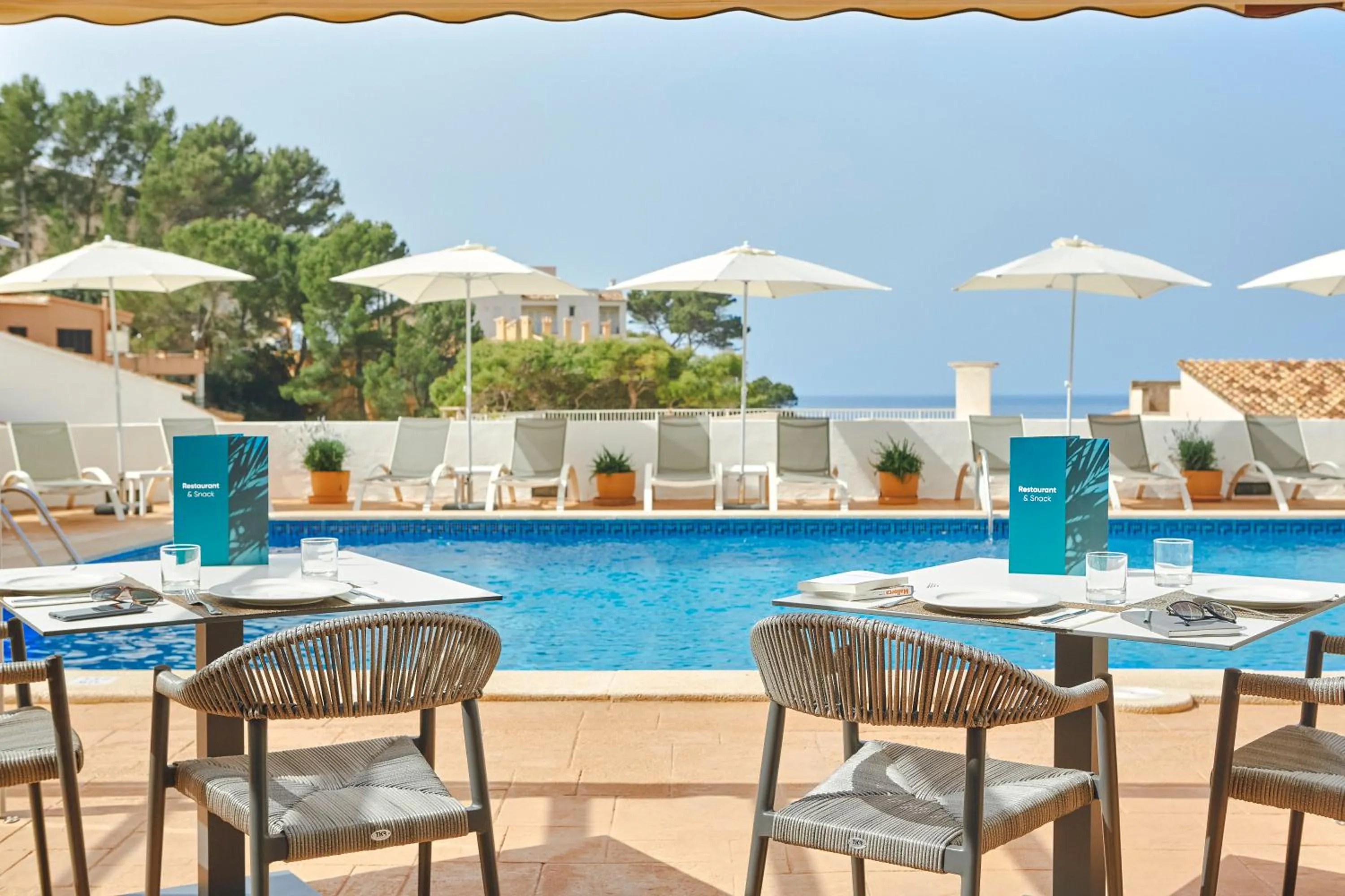 Balcony/Terrace in Universal Aparthotel Don Camilo