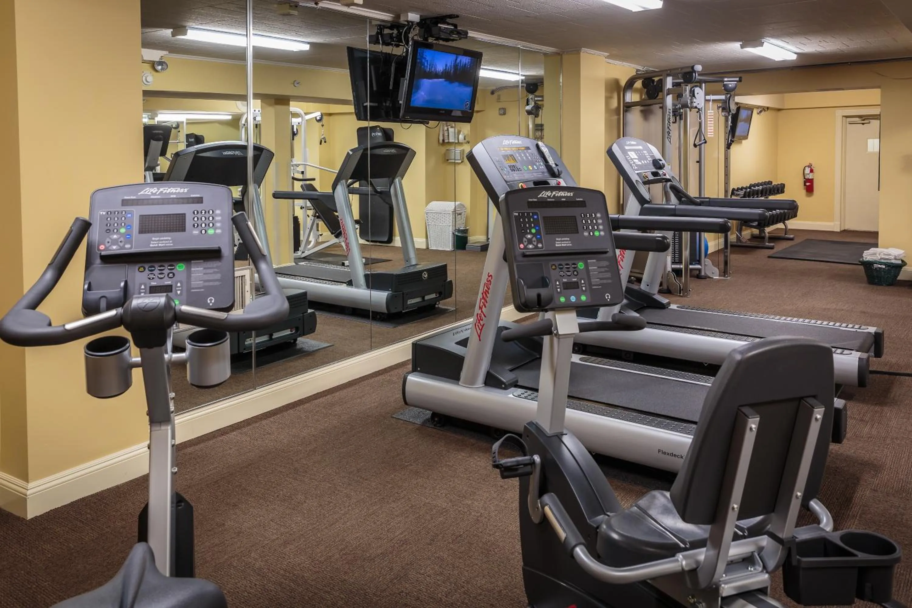 Fitness centre/facilities in The Olde Mill Inn Basking Ridge