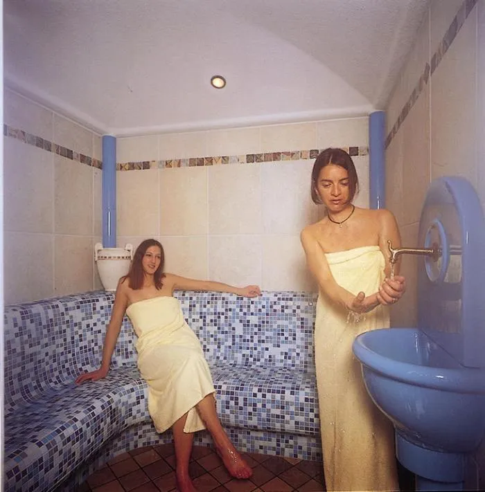 Steam room in Park Hotel Arnica