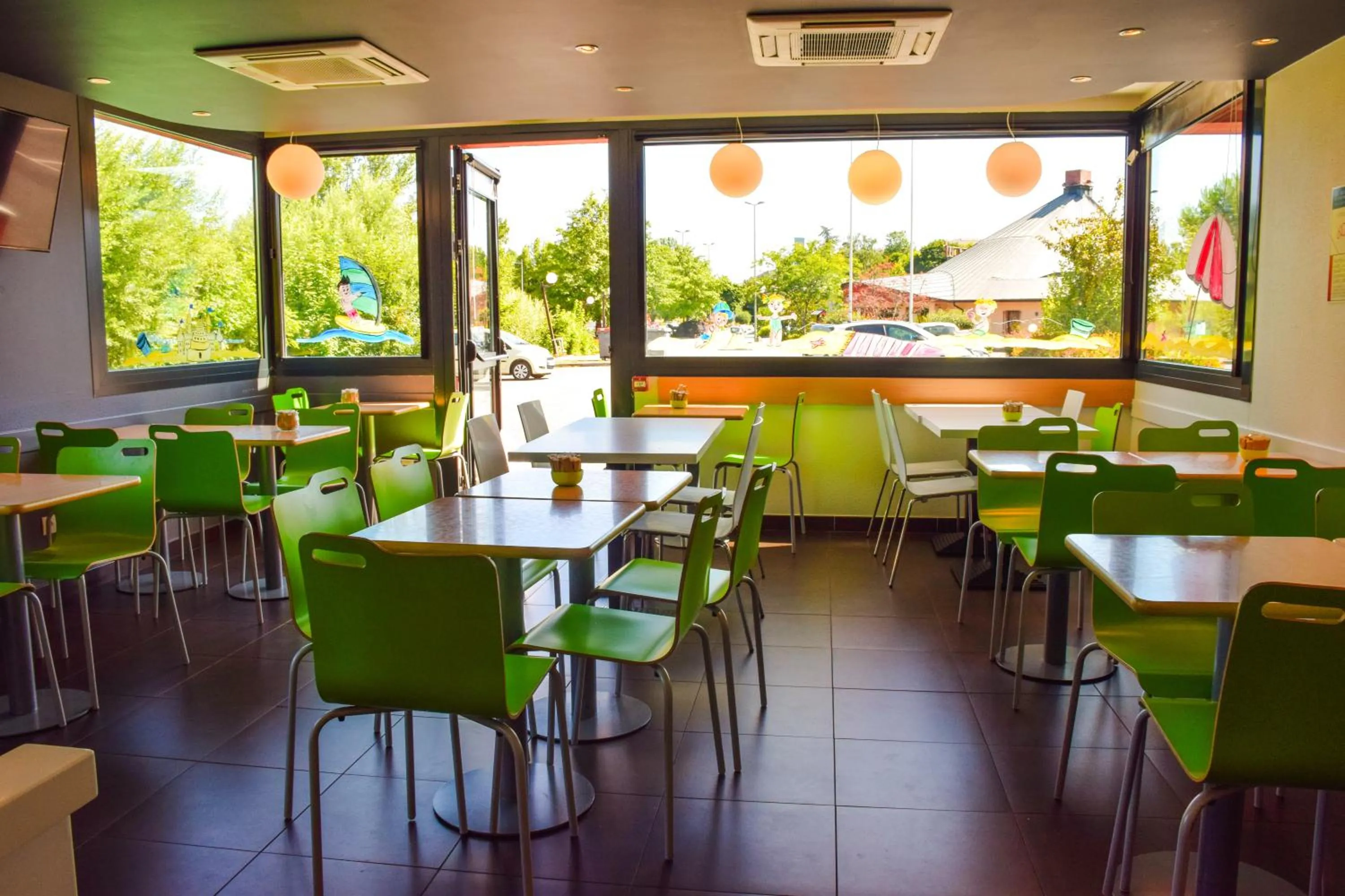 Restaurant/places to eat in ibis budget Rodez