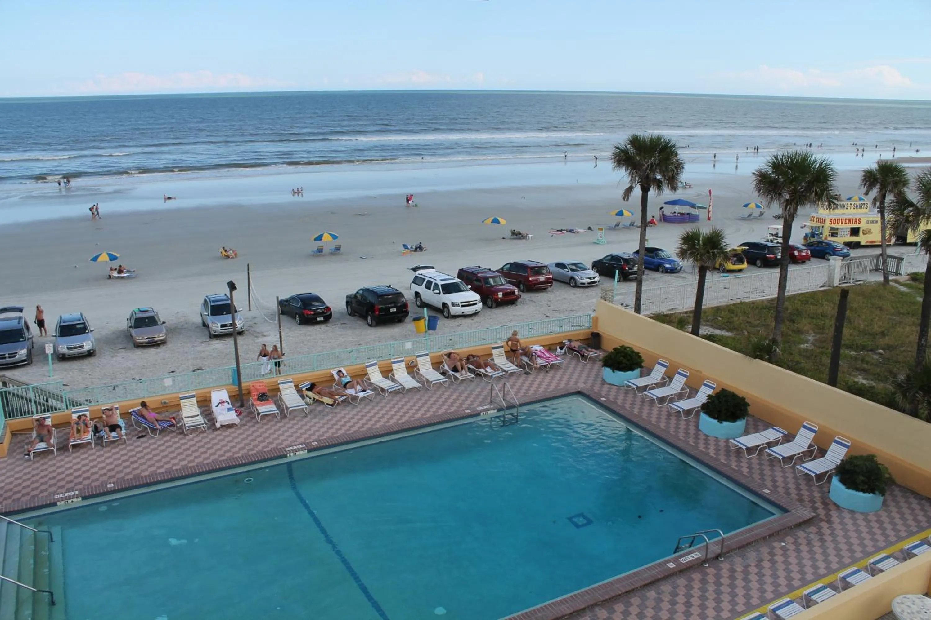 Beach in Fountain Beach Resort - Daytona Beach