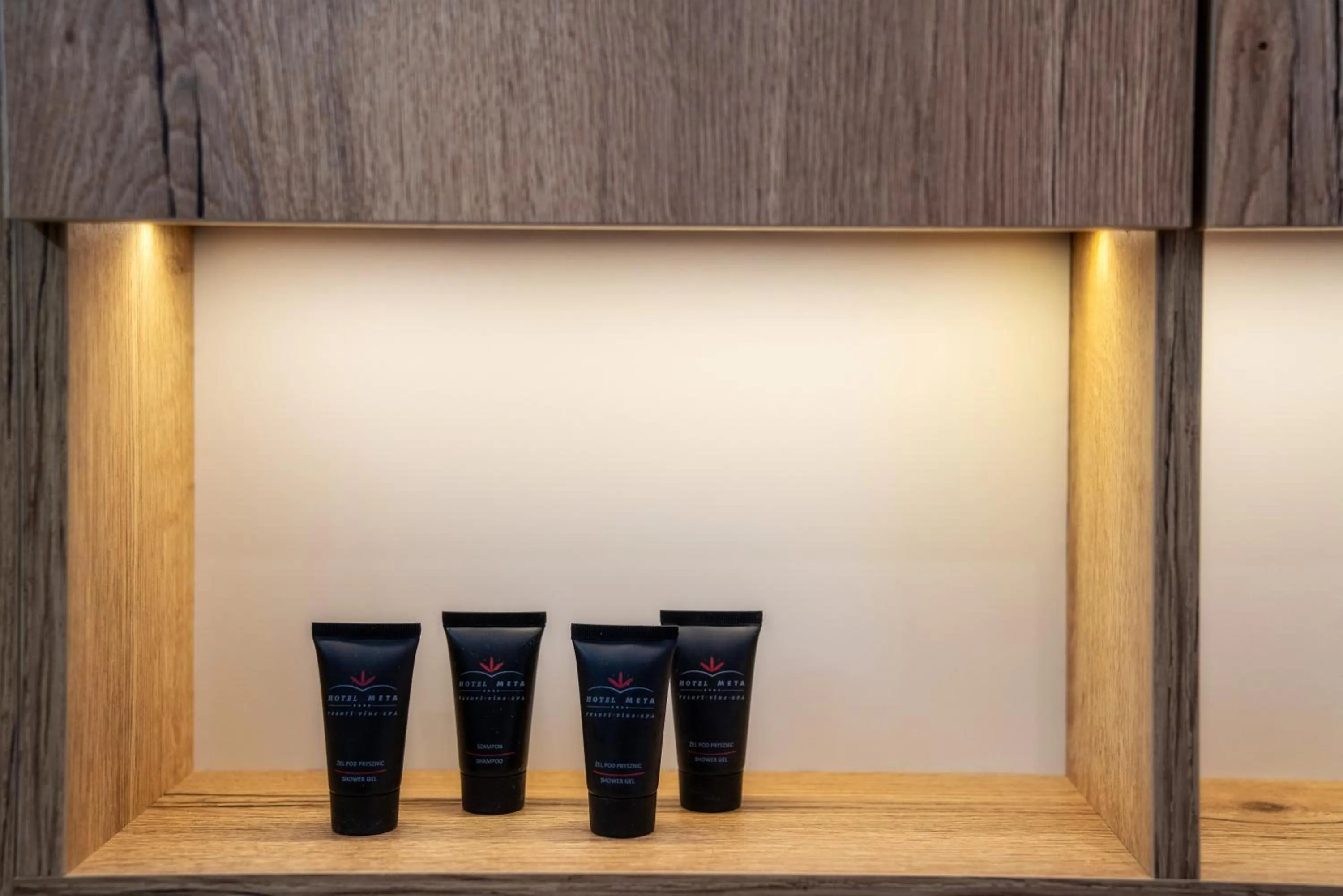 Other in Meta Apartments