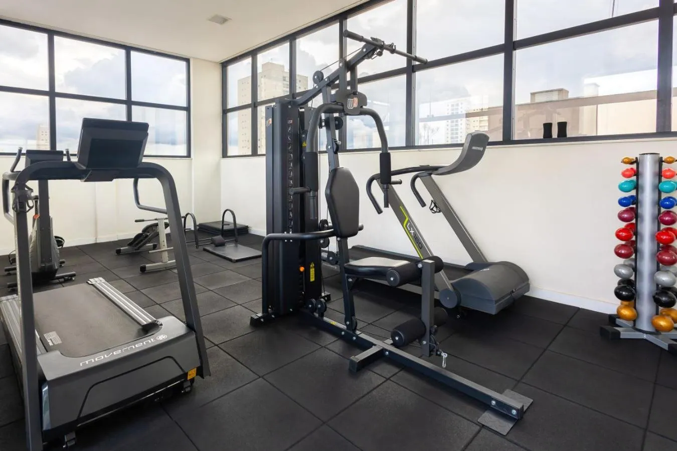 Fitness centre/facilities in Hotel Cassino Tower Piracicaba by Nacional Inn