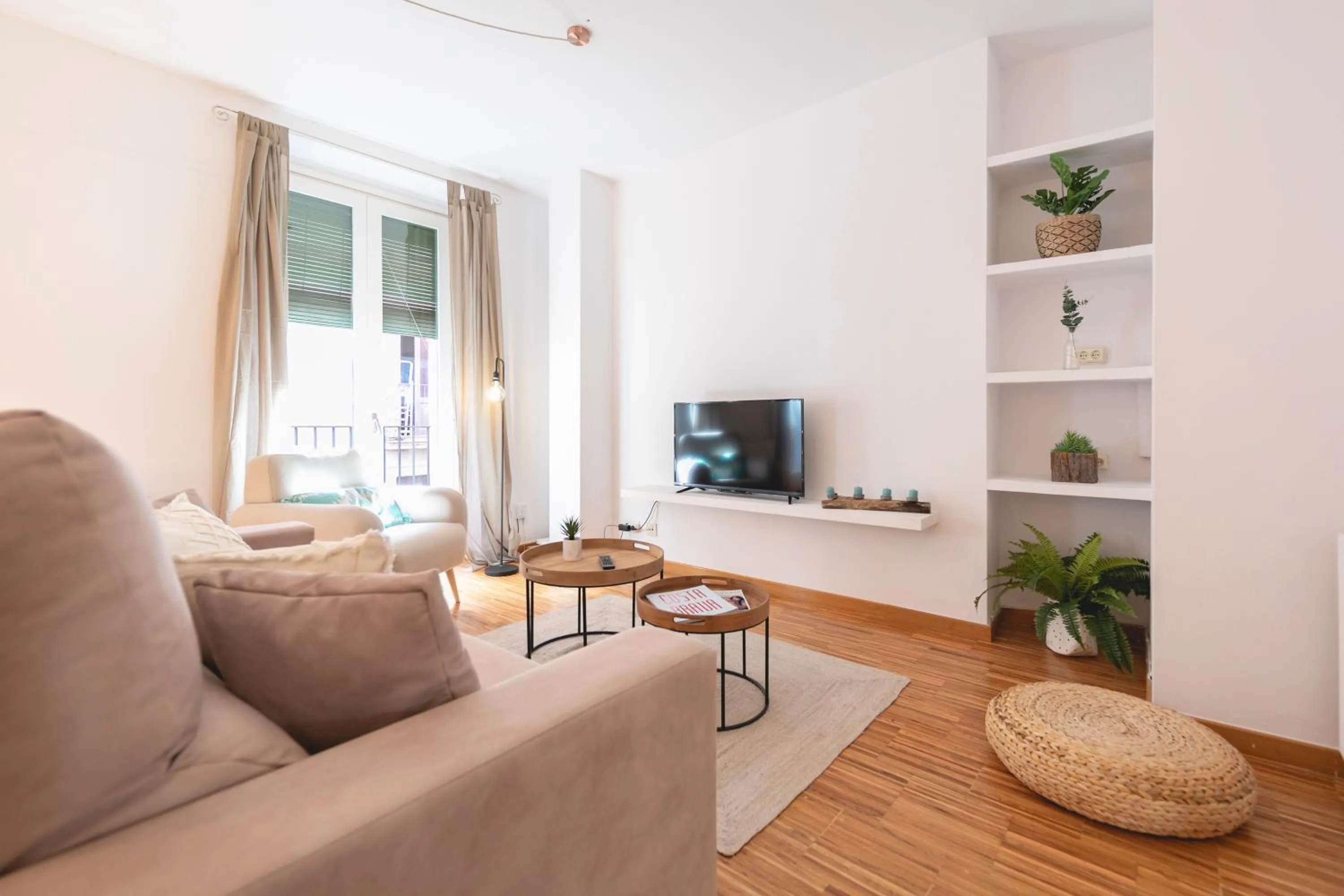 TV and multimedia in Bravissimo Sunset