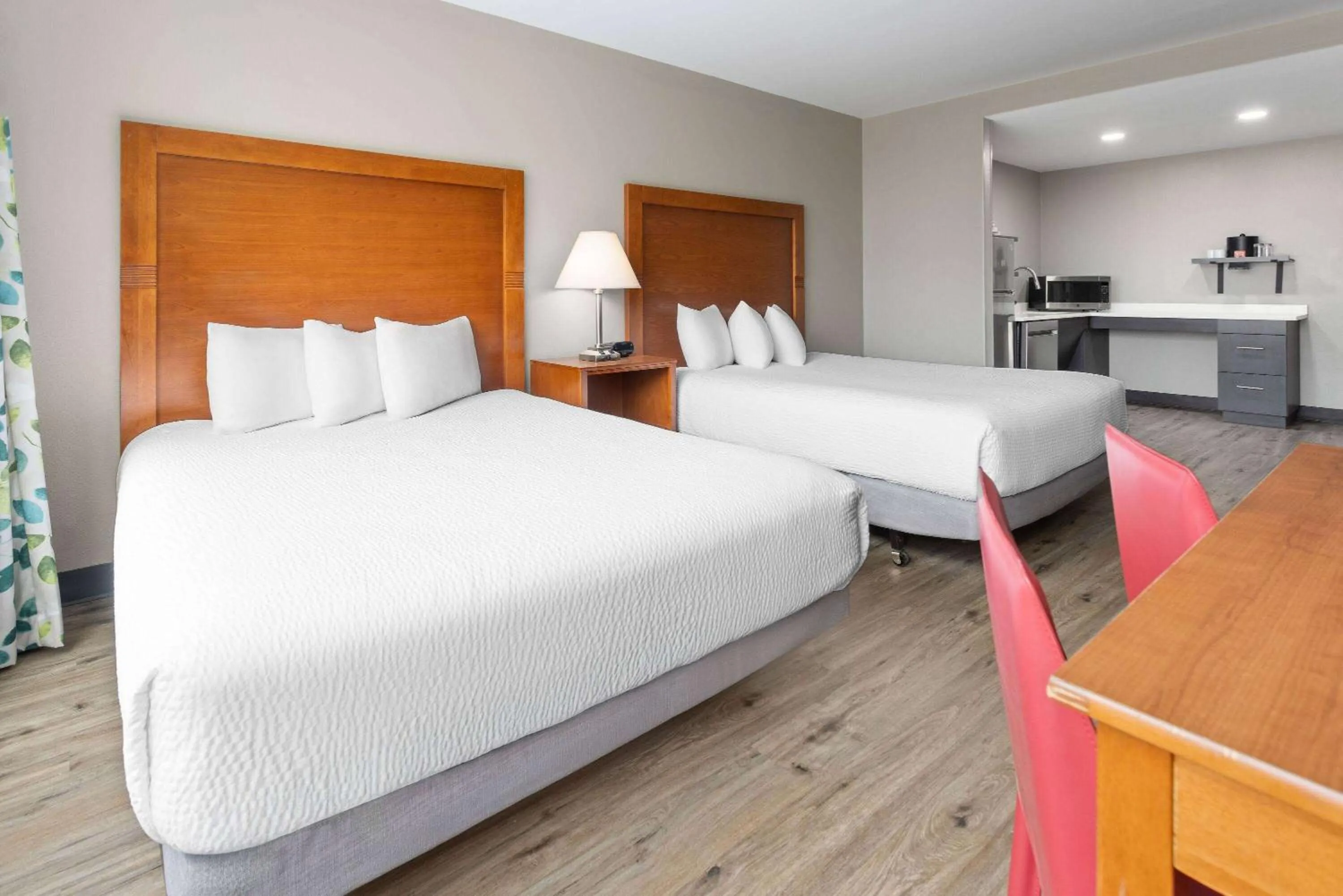 Photo of the whole room, Bed in Hawthorn Extended Stay by Wyndham Ellsworth Bar Harbor