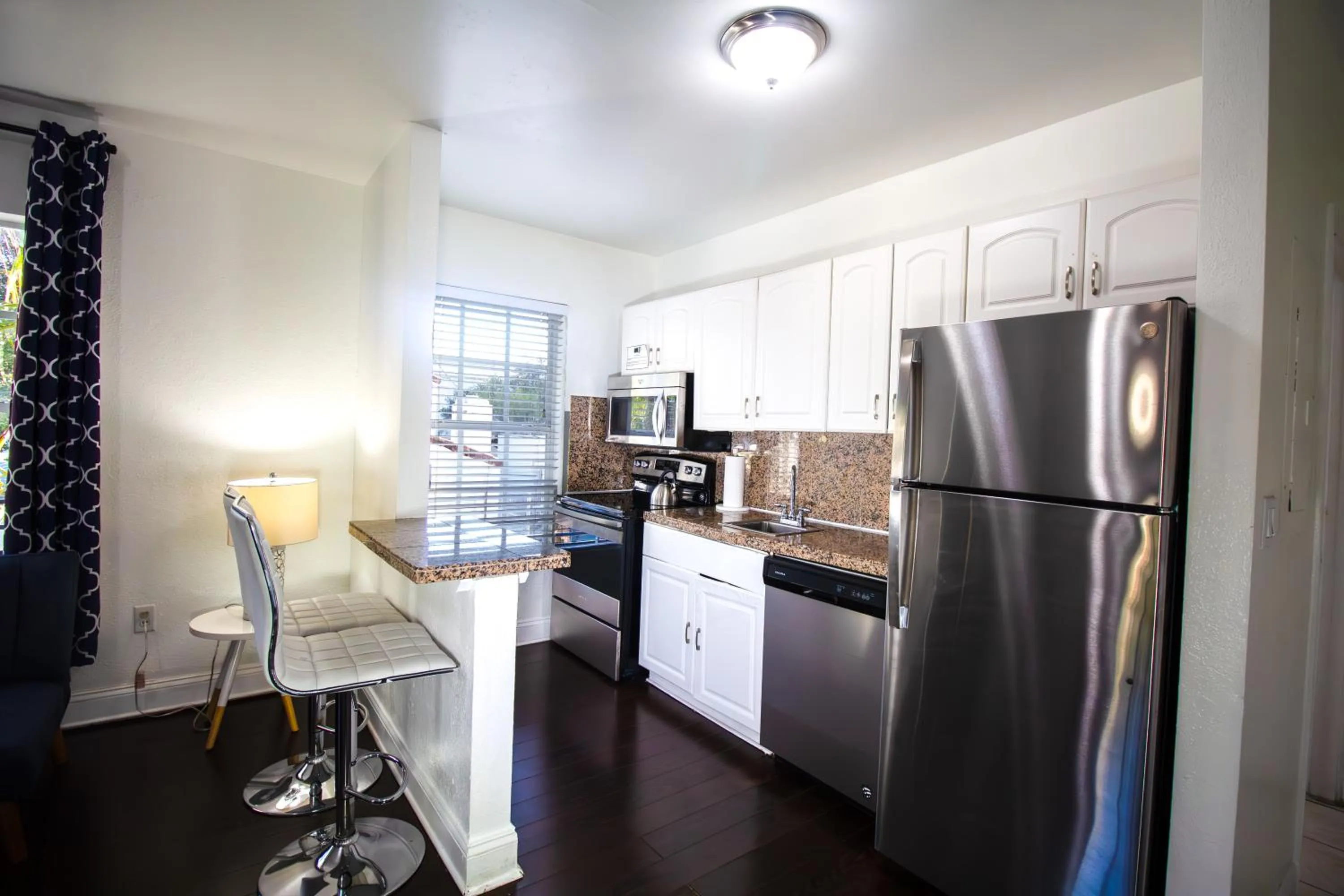 Kitchen or kitchenette in Hispaniola Apartments Part of the Oasis Casita Collection