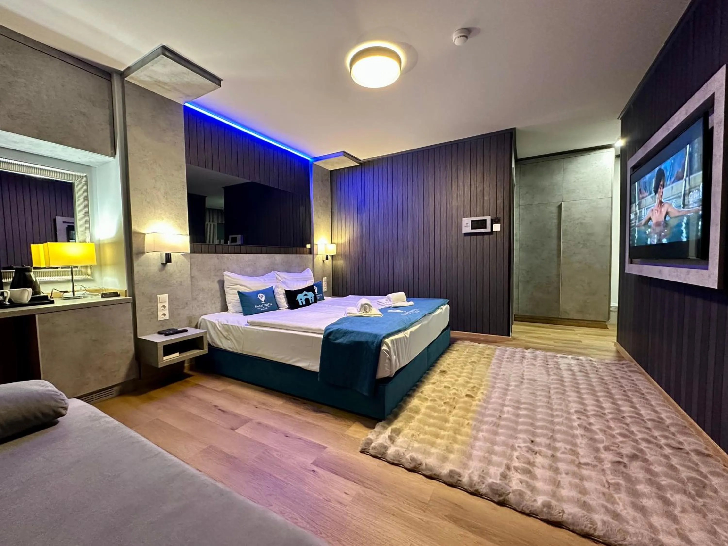 Photo of the whole room, Bed in Smart Hotel Budapest