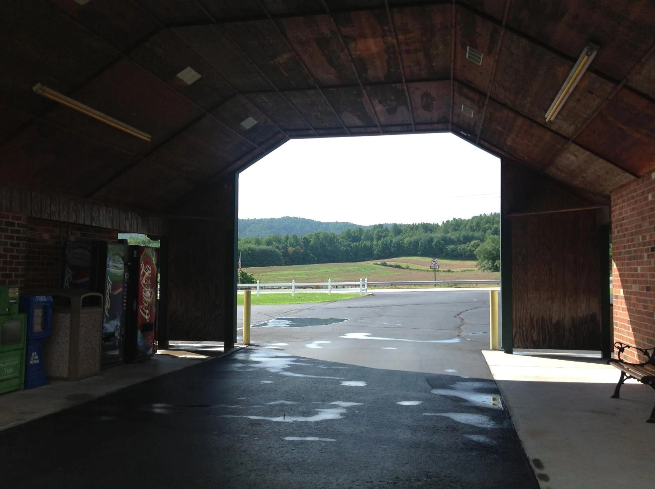 Facade/entrance in Village Inn