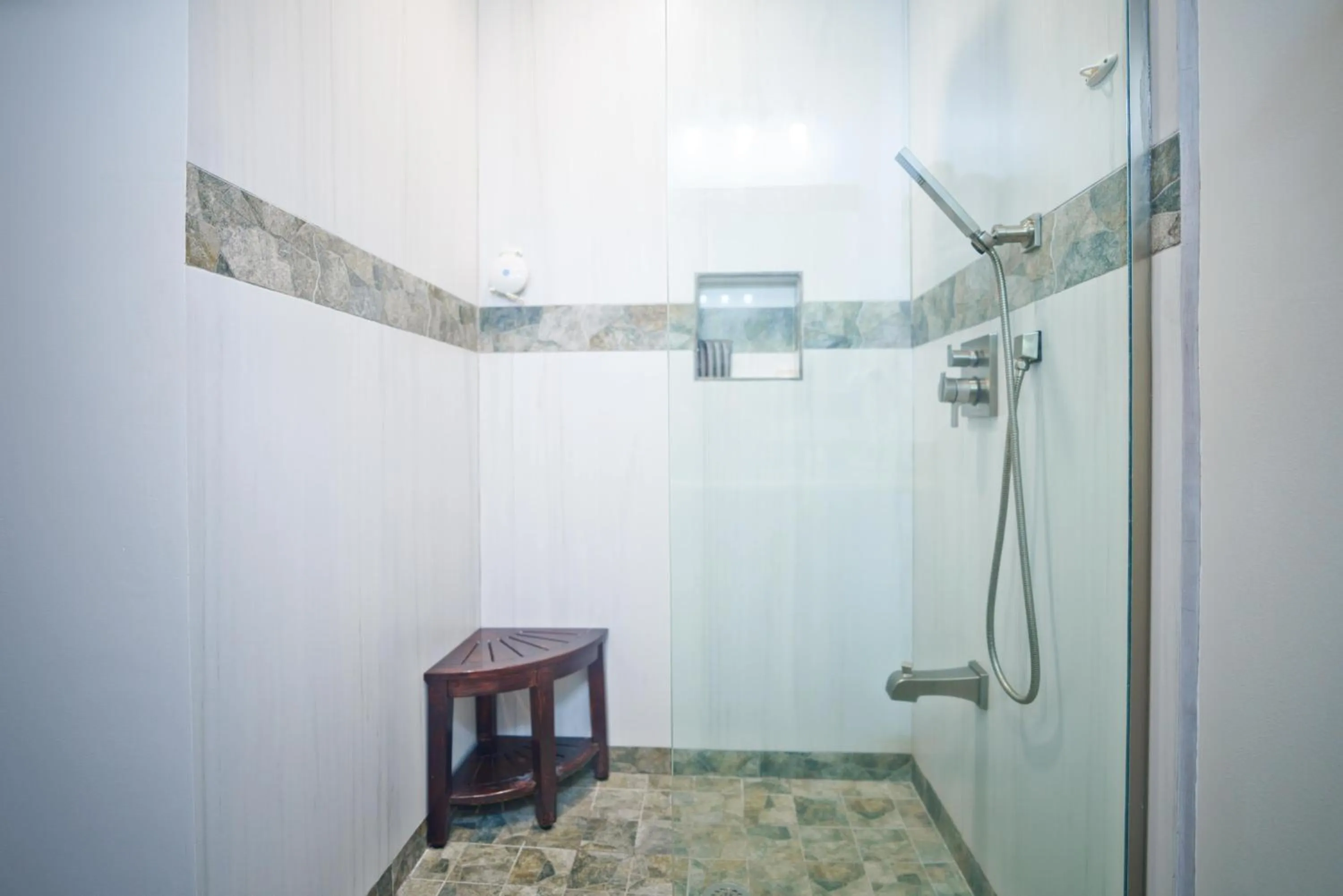 Bathroom in Ocean Breeze