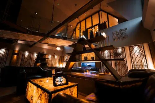 Cave Hotel & Golf Resort