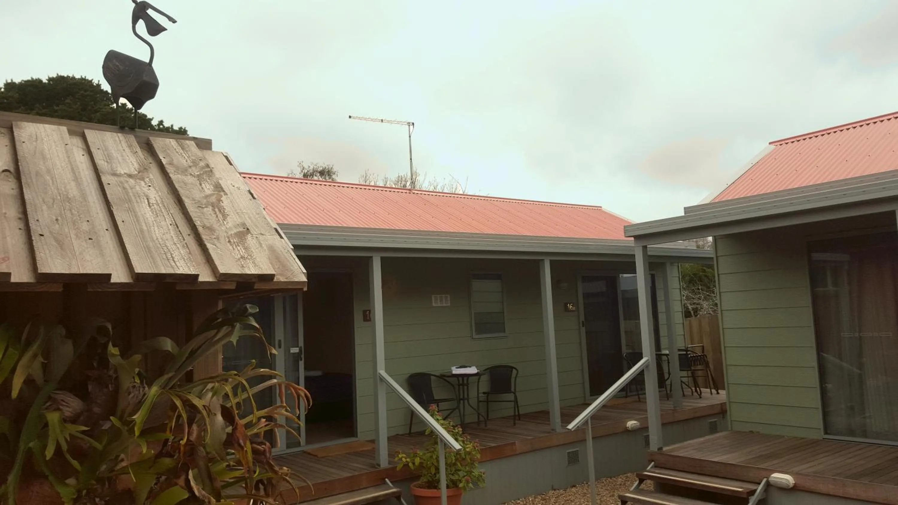 Seating area in Daylesford Motor Inn Vic Pty Ltd
