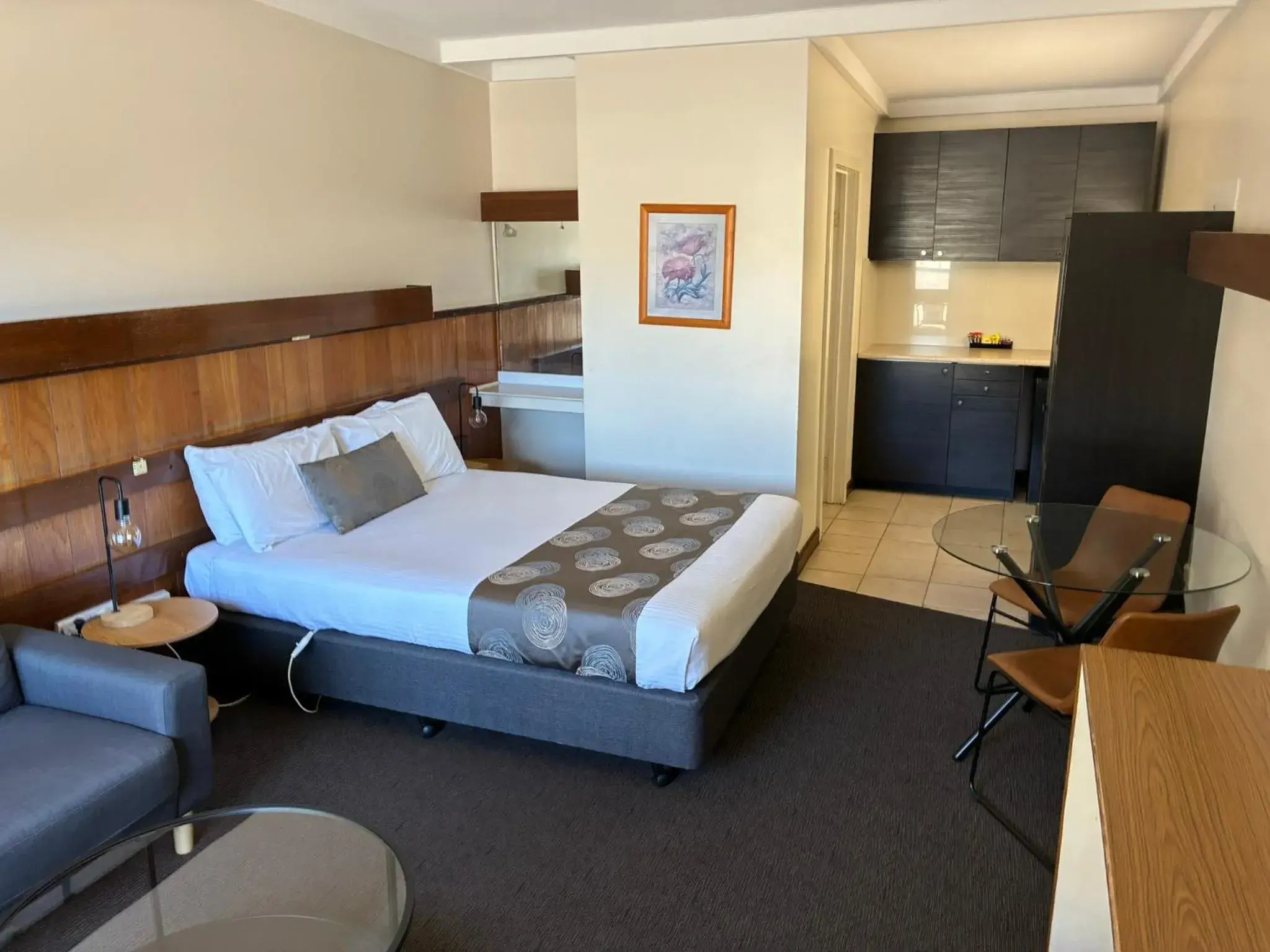 Double Room in Hi Way Eight Motor Inn Double Room in Hi Way Eight Motor Inn