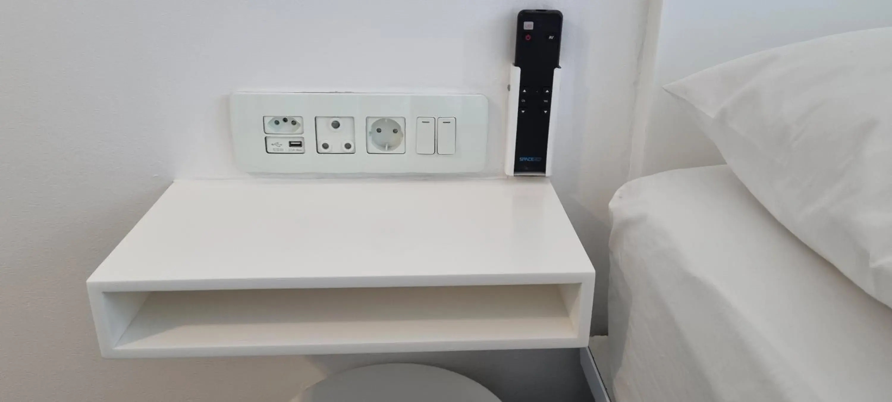 Supreme Queen Room in Check Inn Hotel Supreme Queen Room in Check Inn Hotel