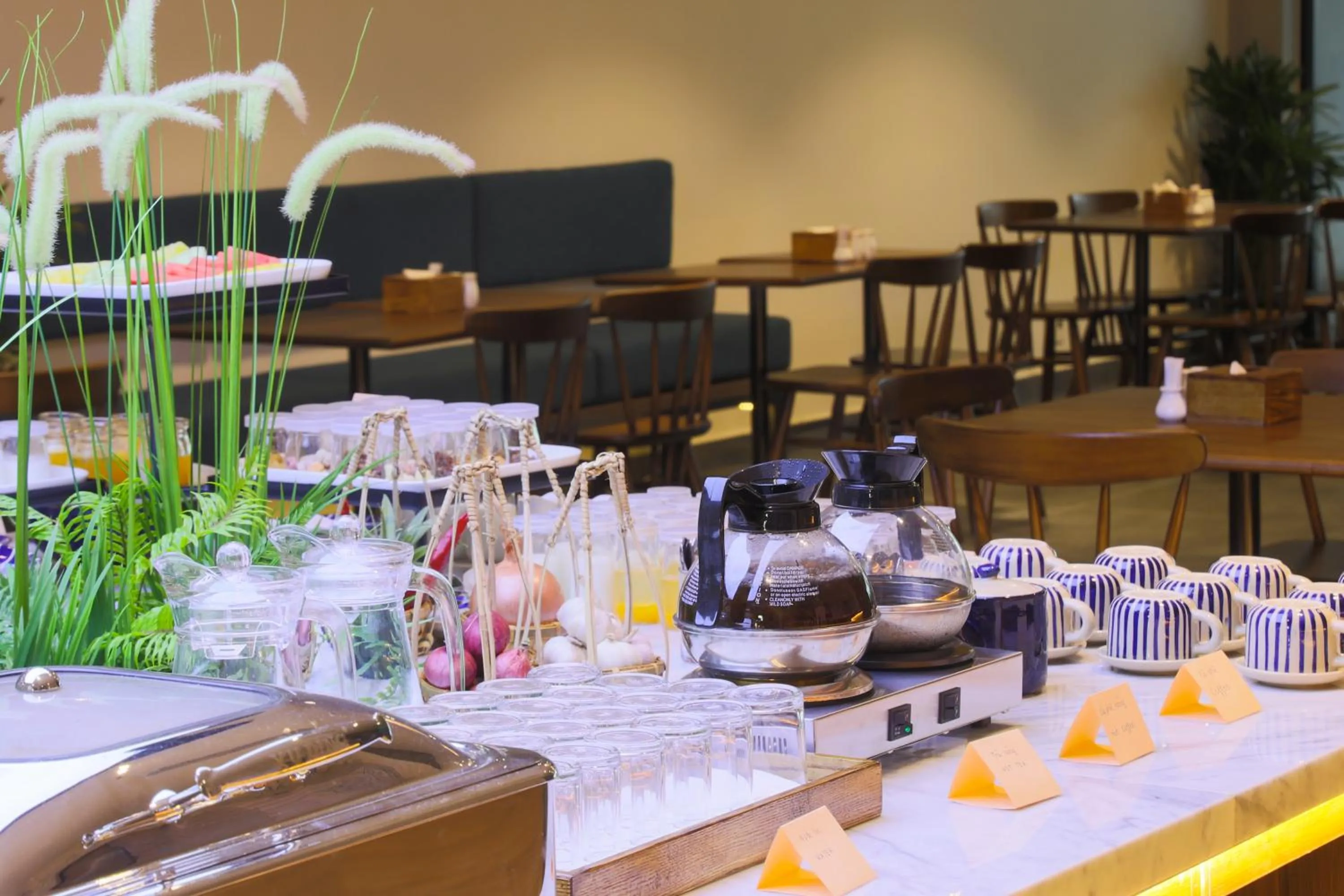 Restaurant/places to eat in The Glomad Boutique Danang