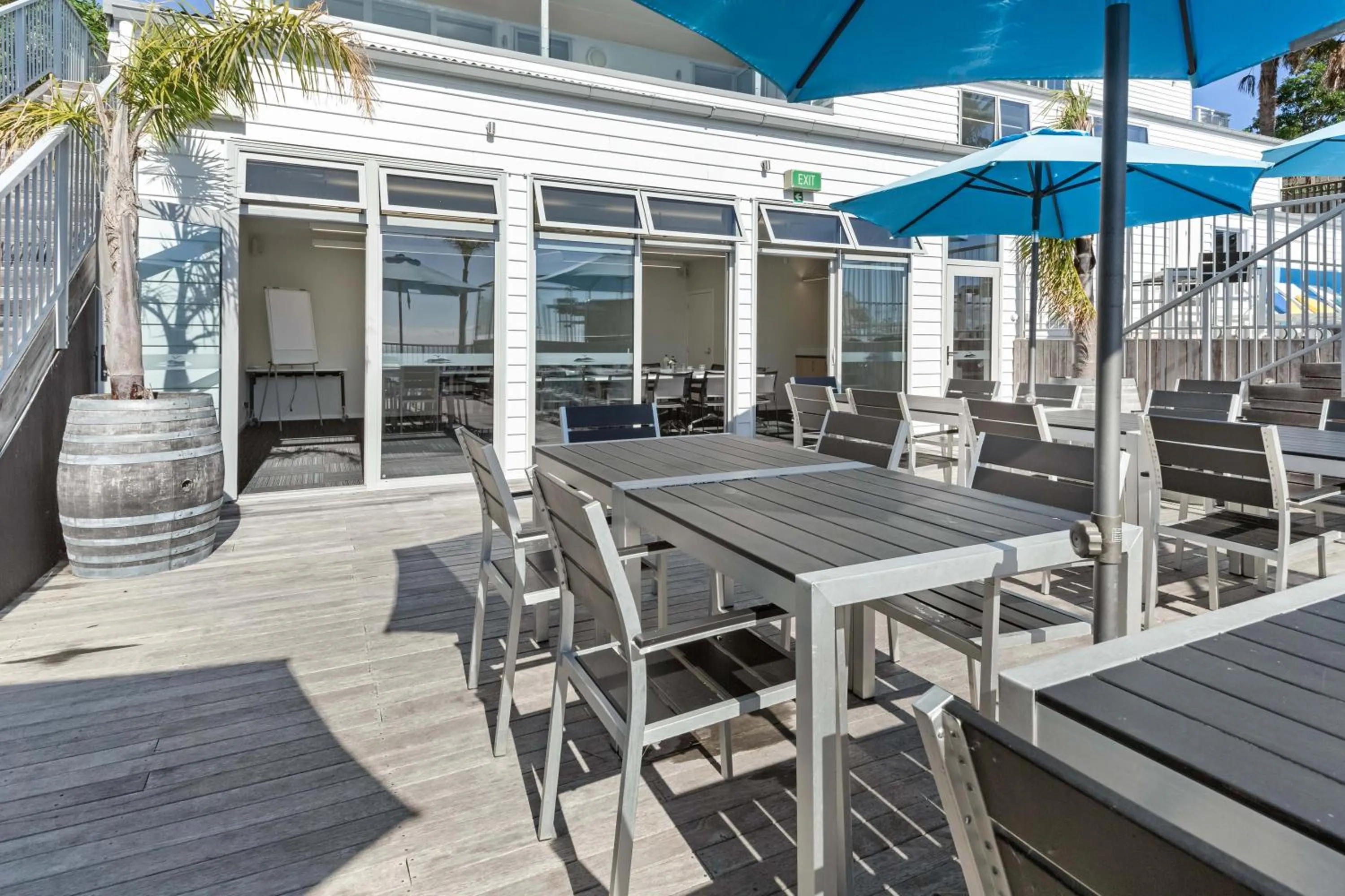 Patio in Waiheke Island Resort Conference & Accomodation Centre