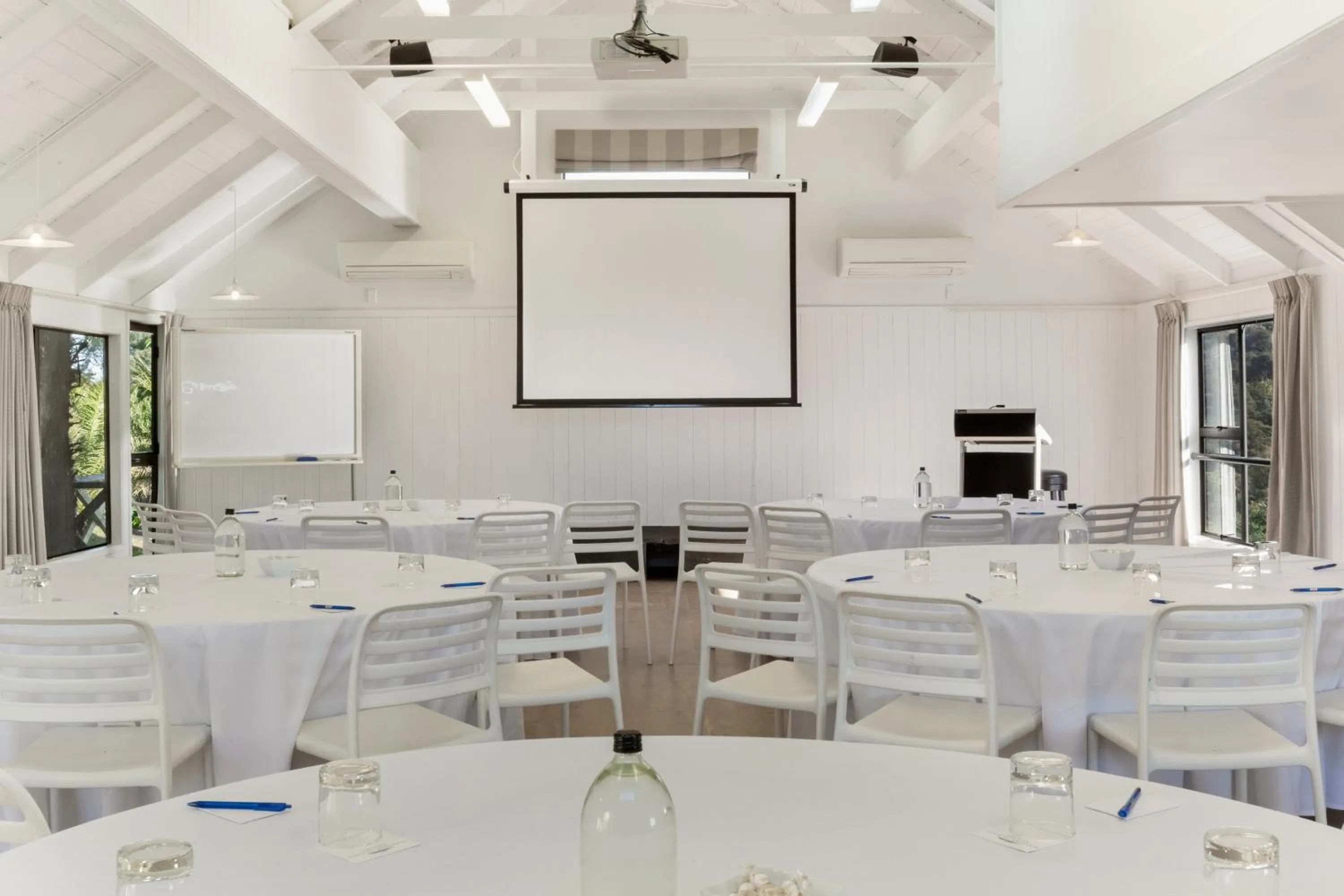 Meeting/conference room in Waiheke Island Resort Conference & Accomodation Centre