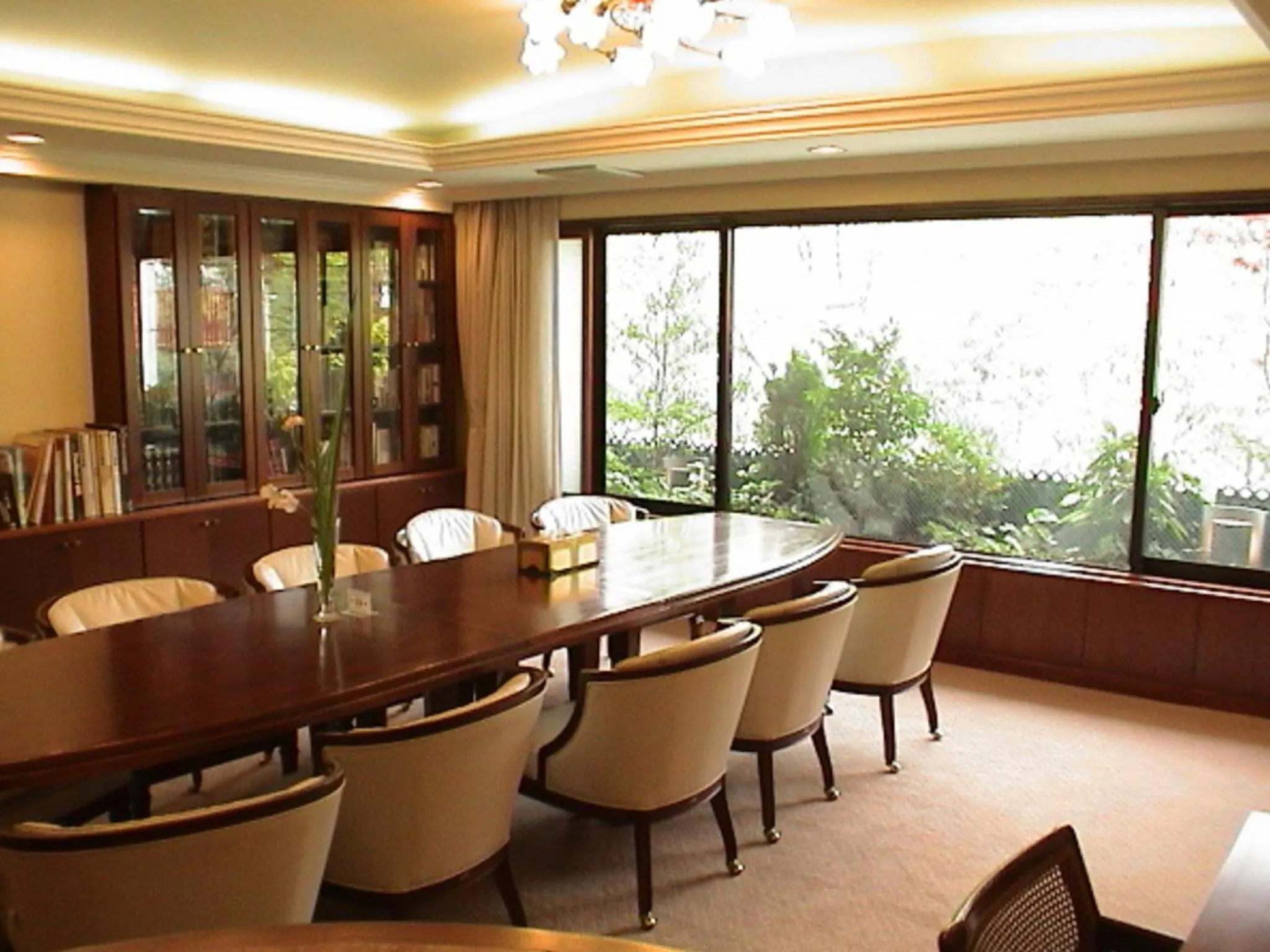 Library in Hotel Fukiageso