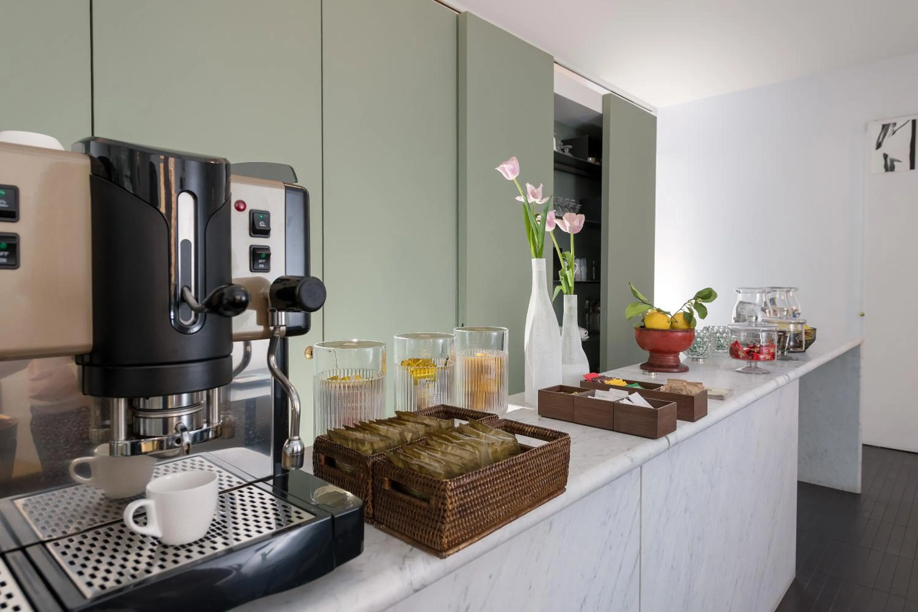 Food and drinks in Maison Ottavia