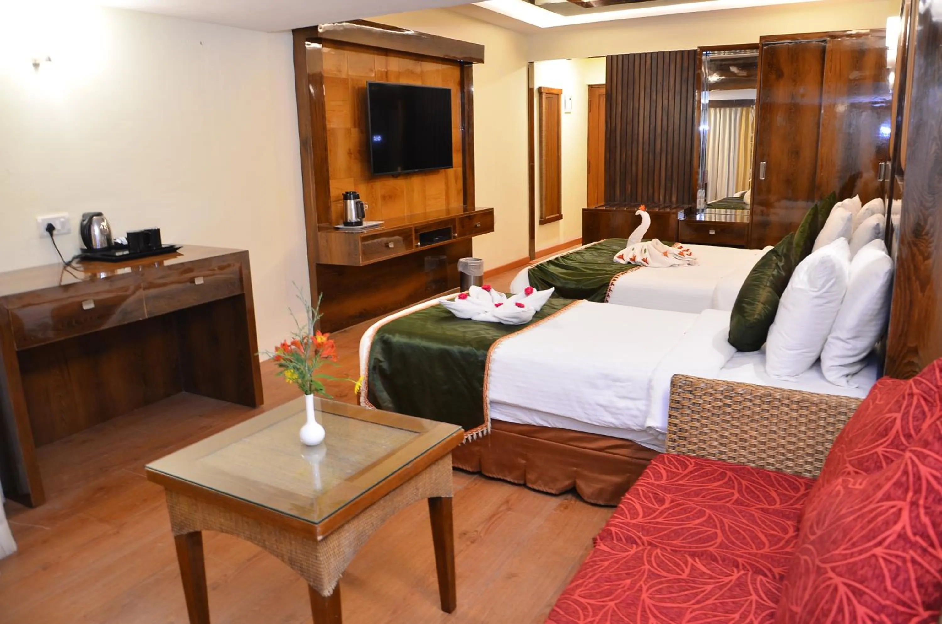 Photo of the whole room, Bed in Benzz Park Family Resort Kodaikanal