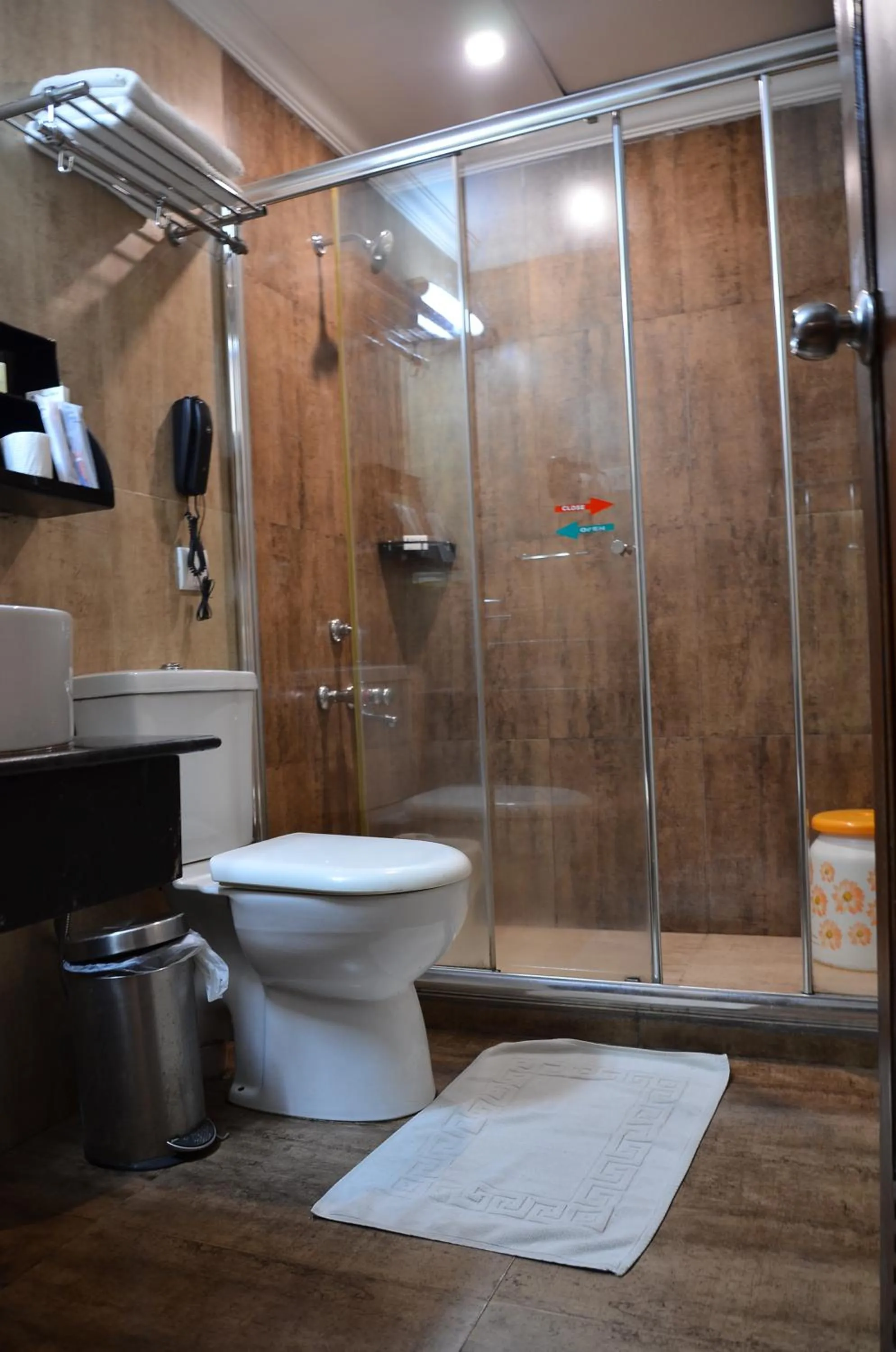 Bathroom in Benzz Park Family Resort Kodaikanal