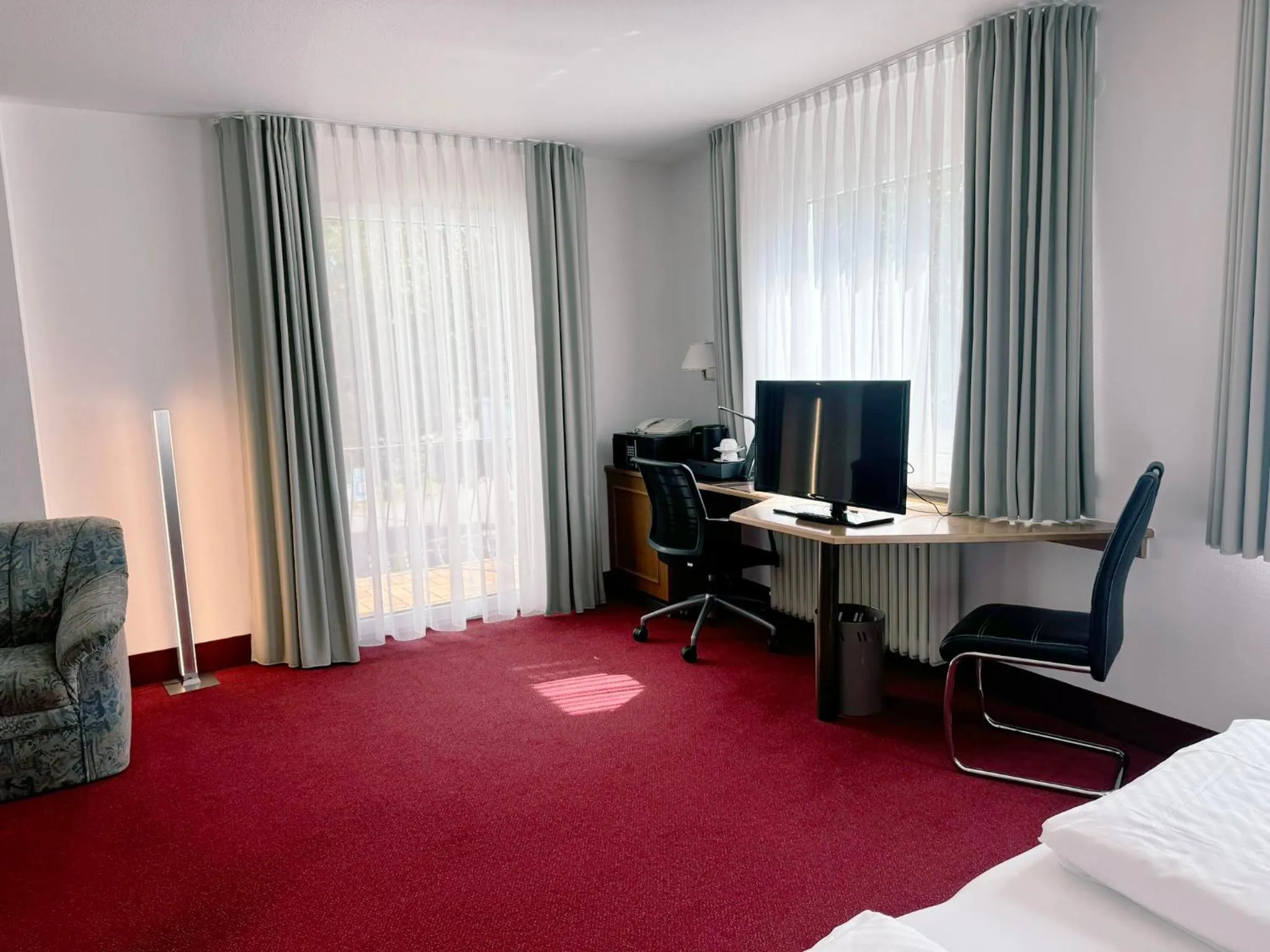 Photo of the whole room, Bed in Hotel Restaurant Thum