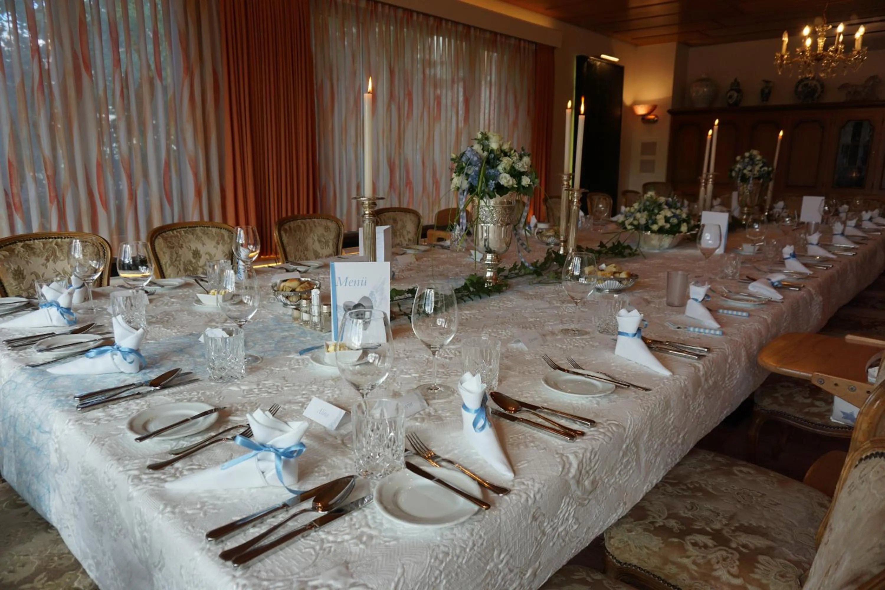 Restaurant/places to eat in Hotel Restaurant Thum