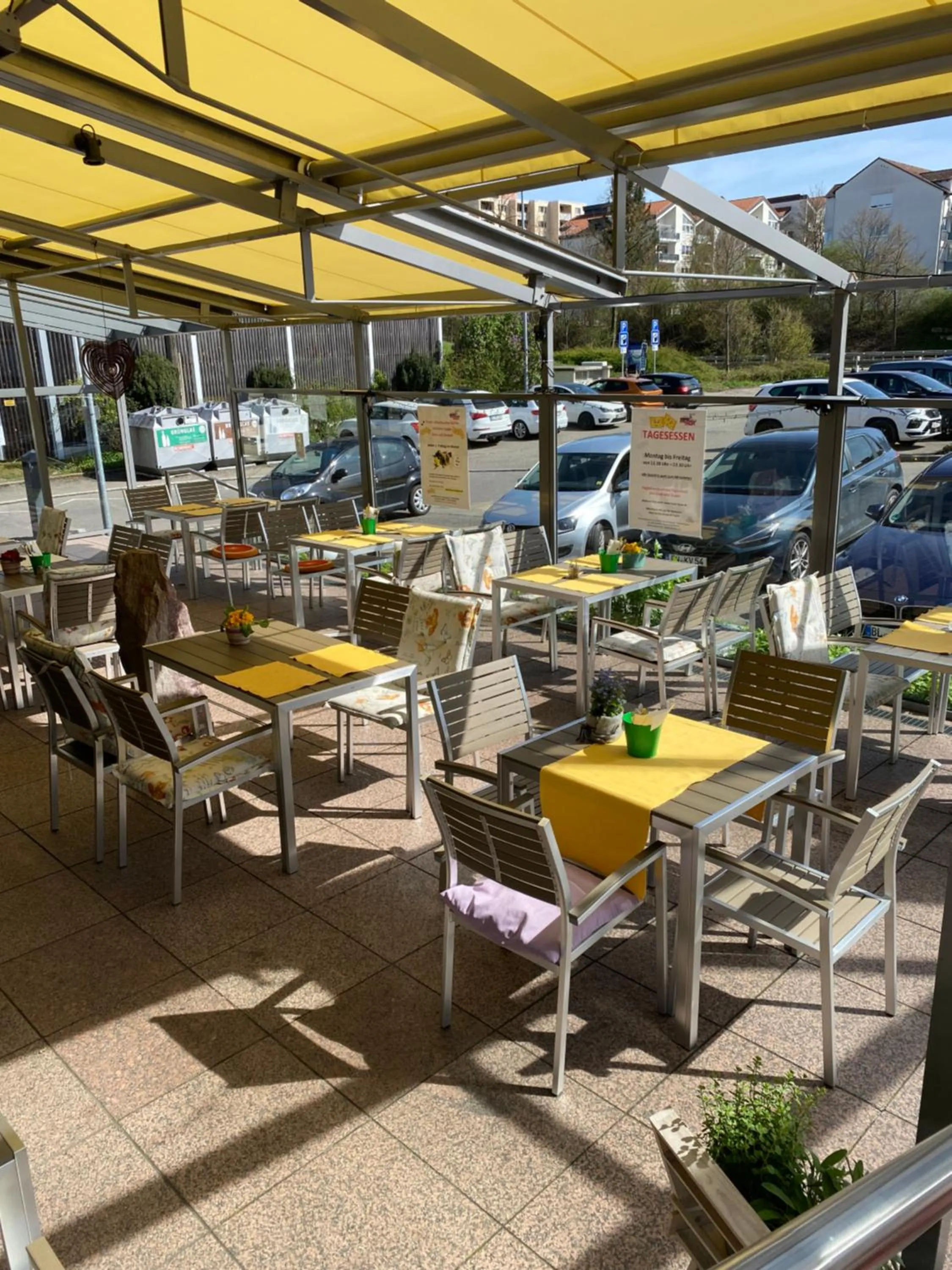 Restaurant/places to eat in Hotel Restaurant Thum