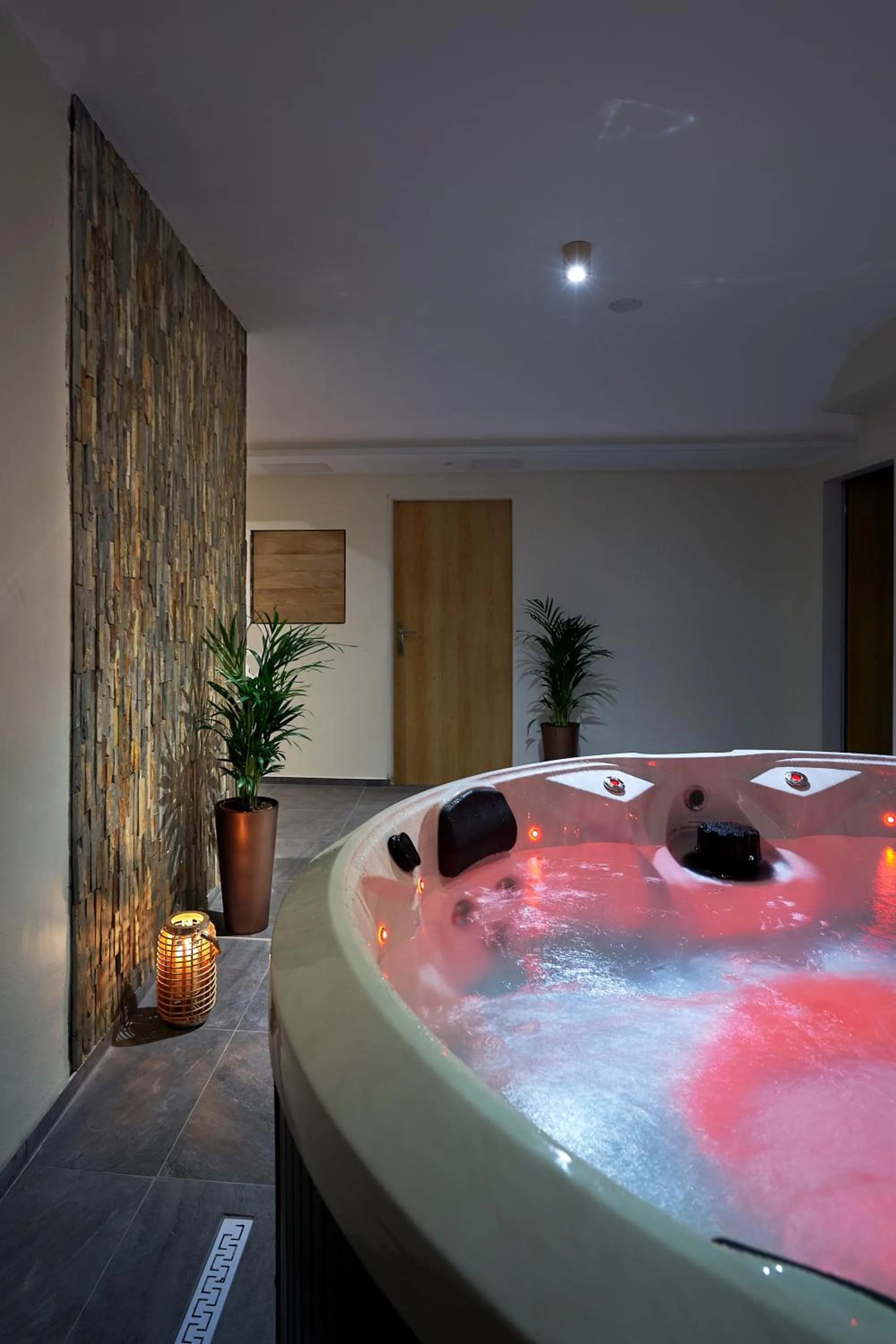 Hot Tub in Hotel Kochau