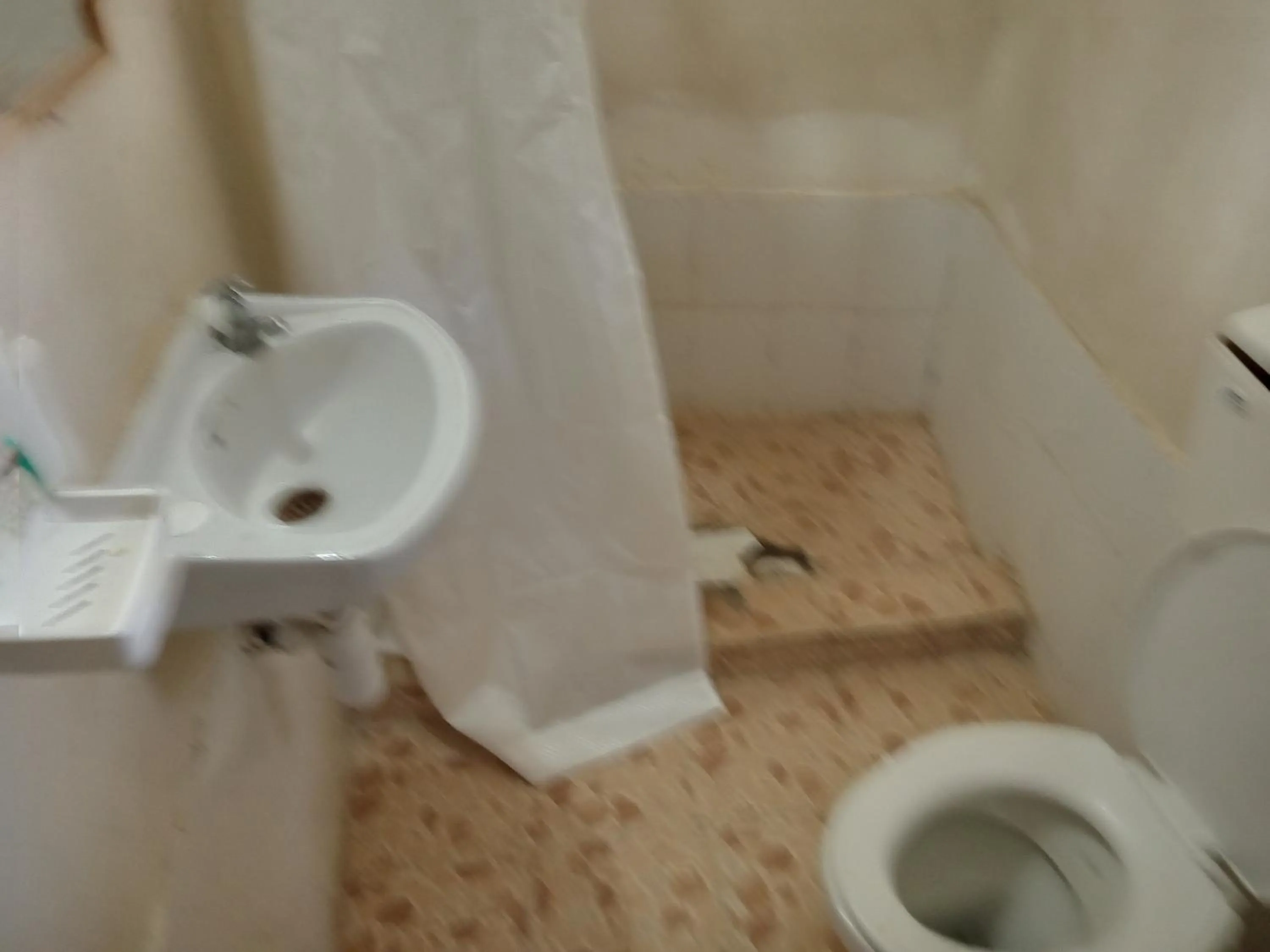 Bathroom in Triple Eden Resort - Naivasha