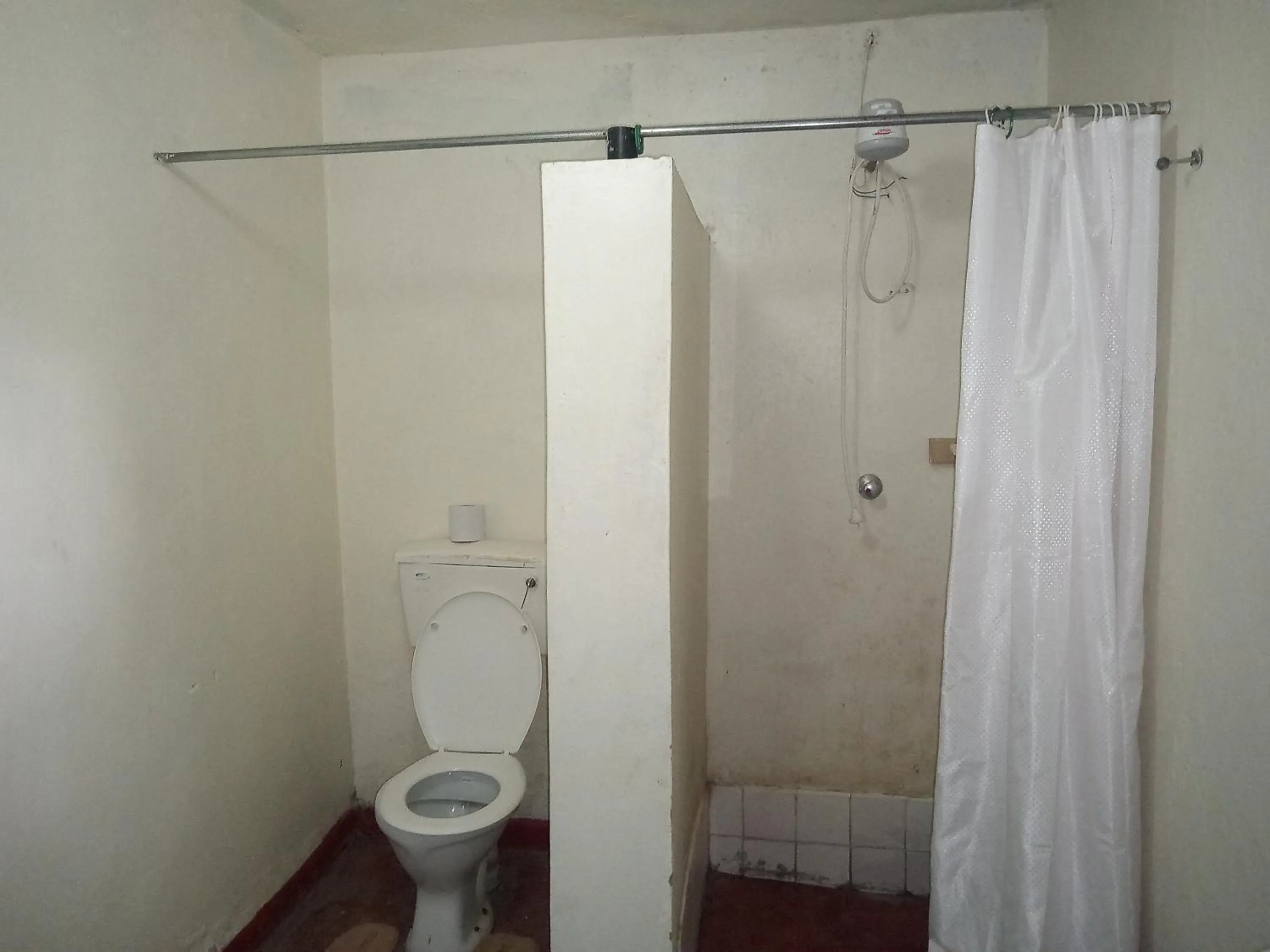 Bathroom in Triple Eden Resort - Naivasha