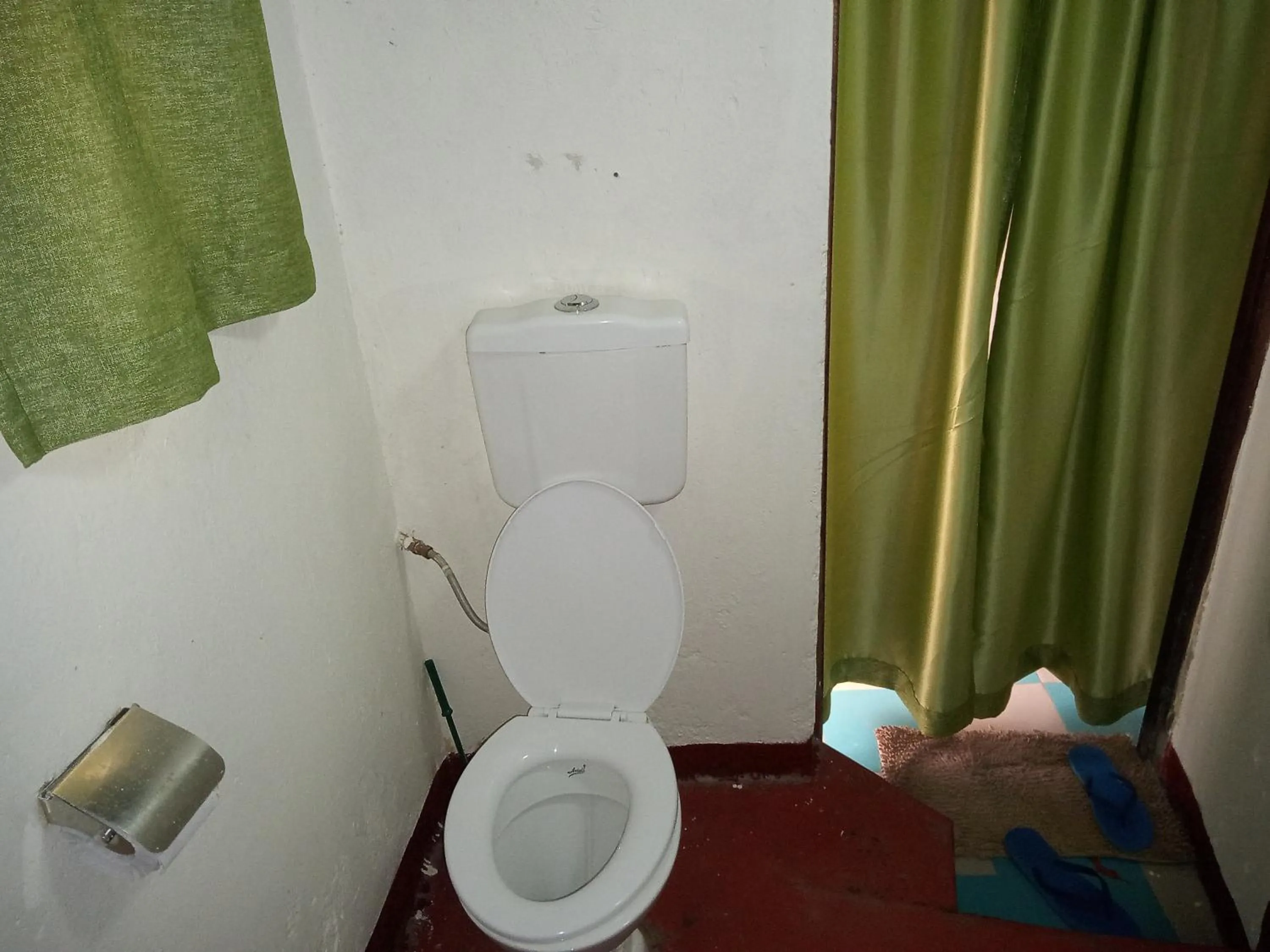 Bathroom in Triple Eden Resort - Naivasha